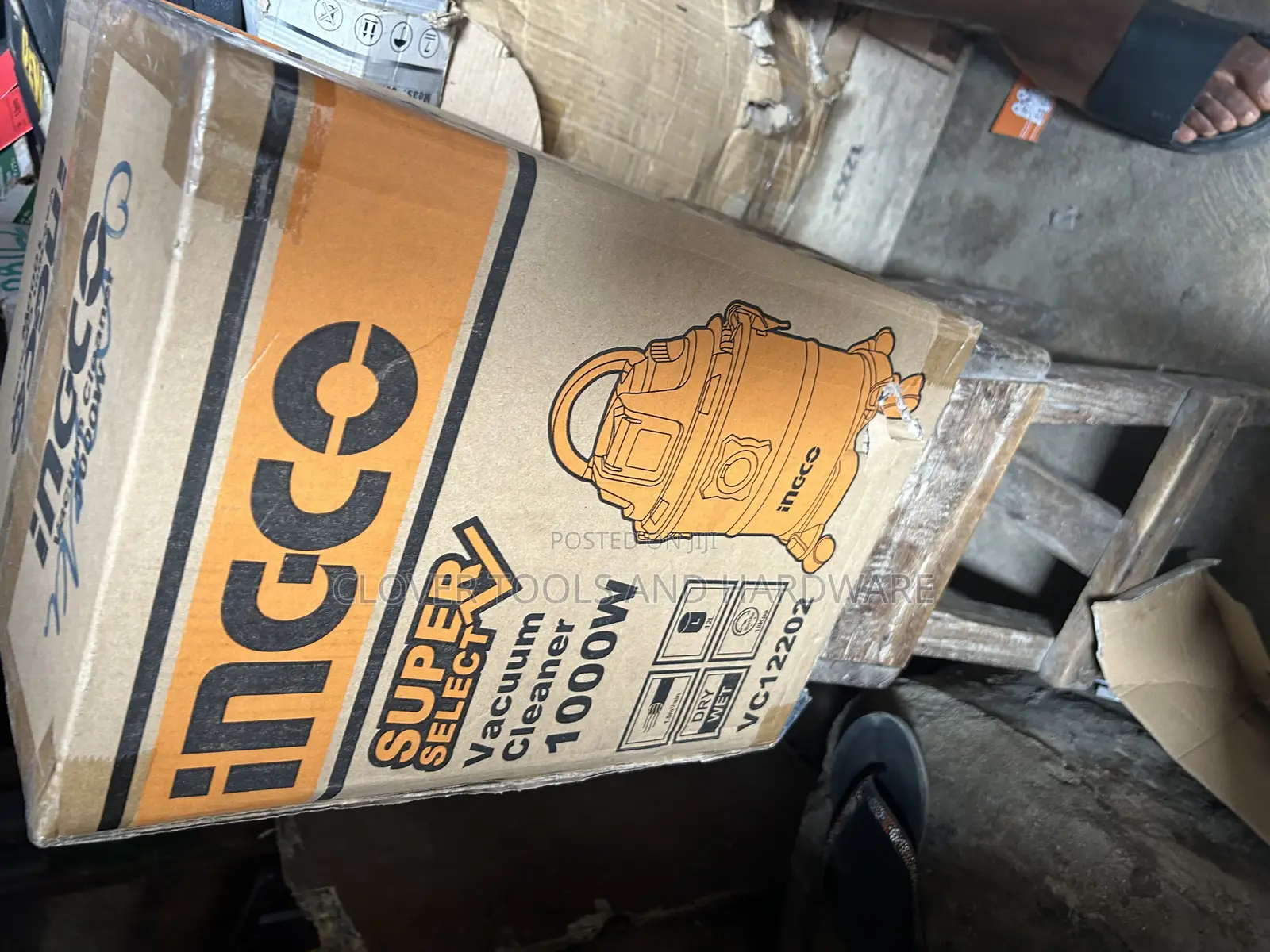 Ingco 12l Wet Dry Vacuum Cleaner Vc12202