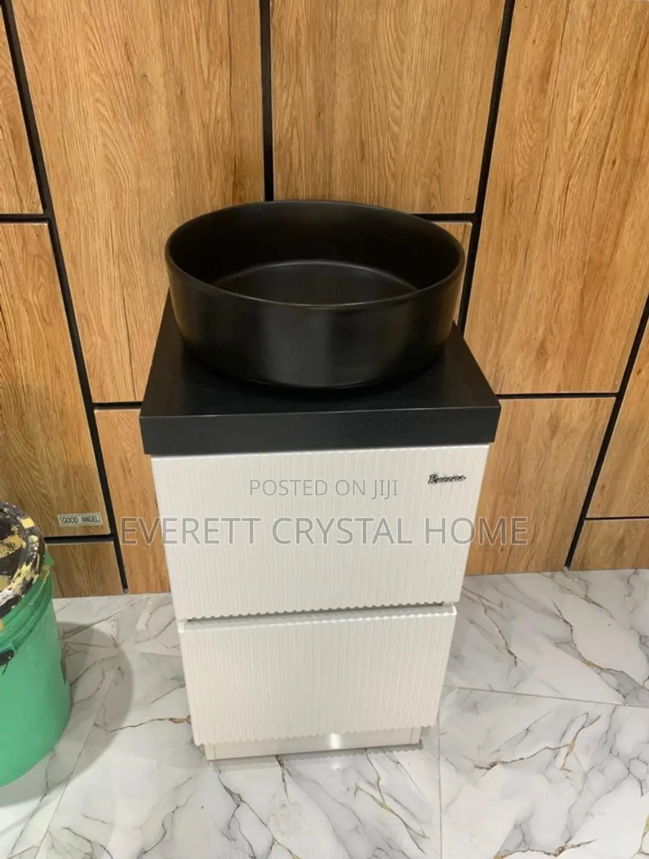 Luxury Washing Hand Cabinet