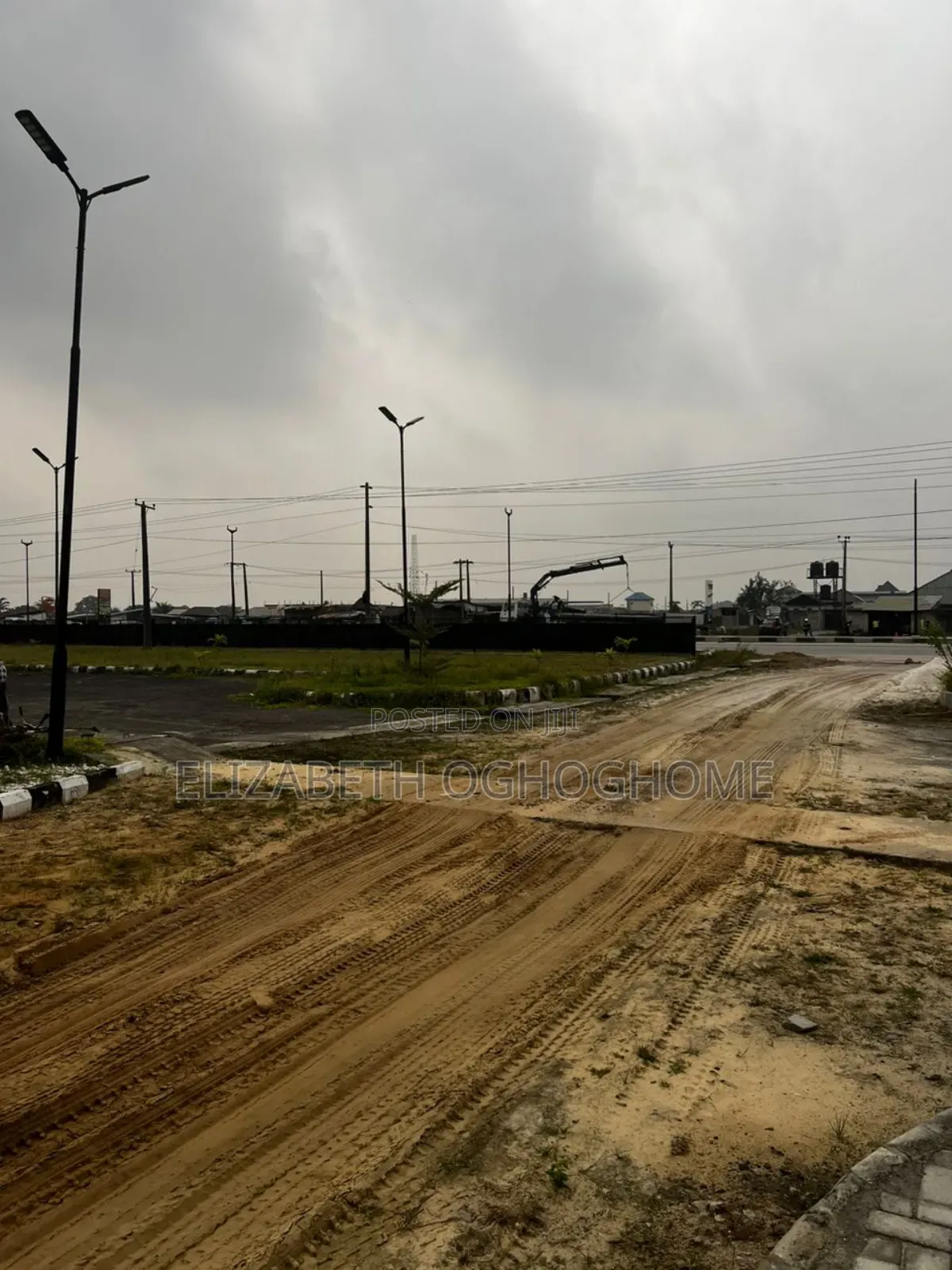 Buy and Build Mixed Use Land Along Lekki-Epe Expressway, Bogije