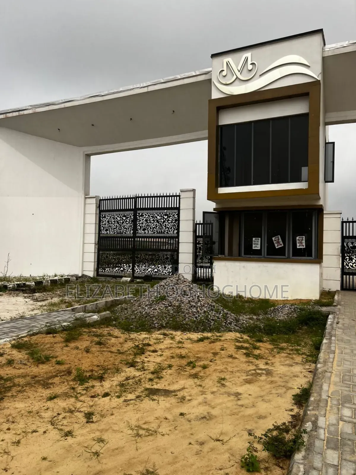 Buy and Build Mixed Use Land Along Lekki-Epe Expressway, Bogije