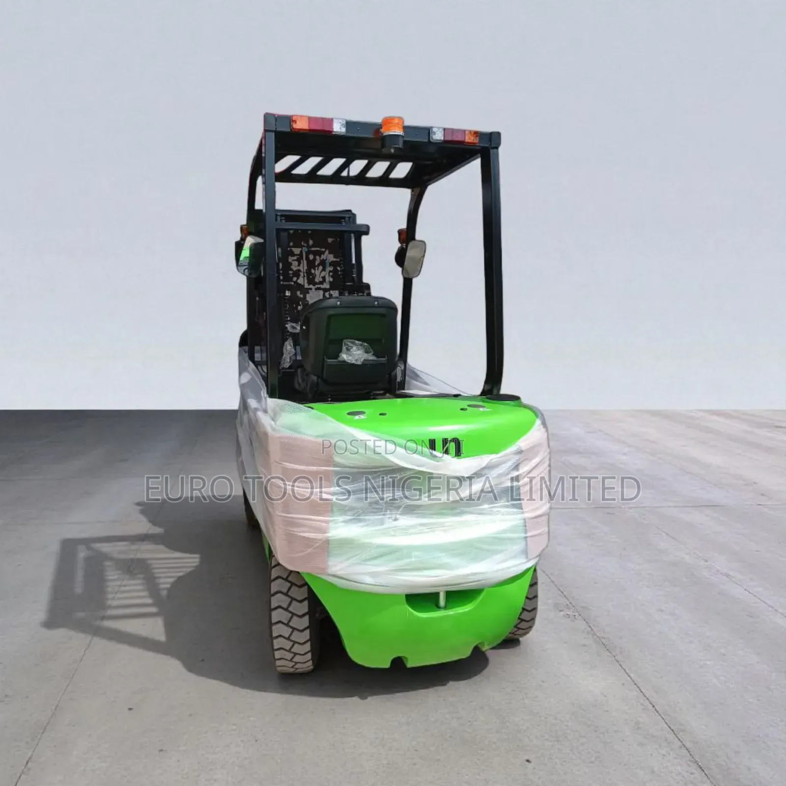 Electric Un 3tons Forklift