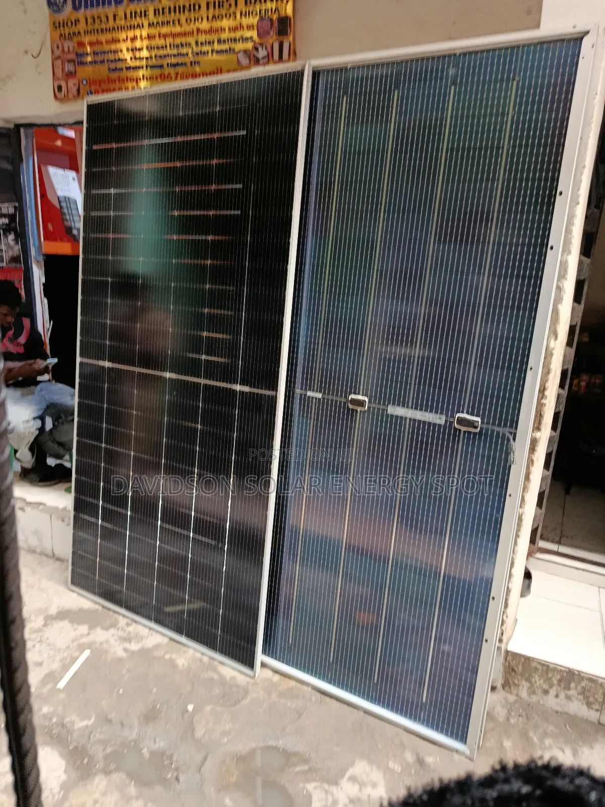 650watt Jinko Solar Panel Halfcourt
