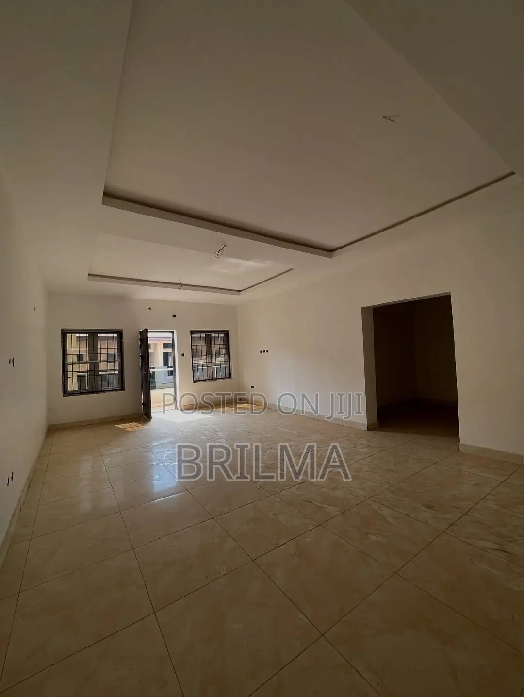4bdrm Duplex in Durumi for sale