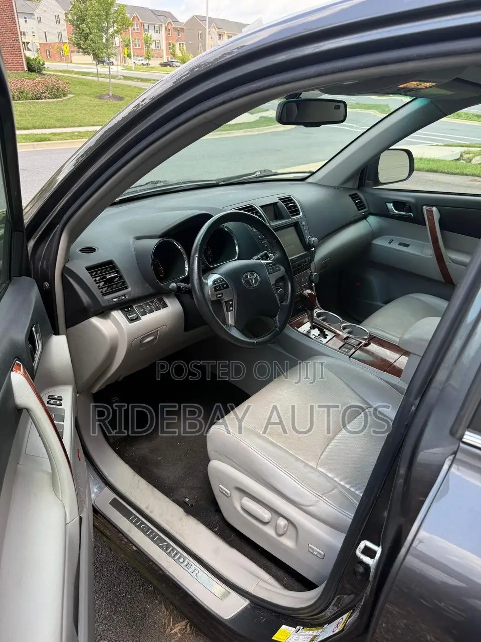 Toyota Highlander 2012 Gray