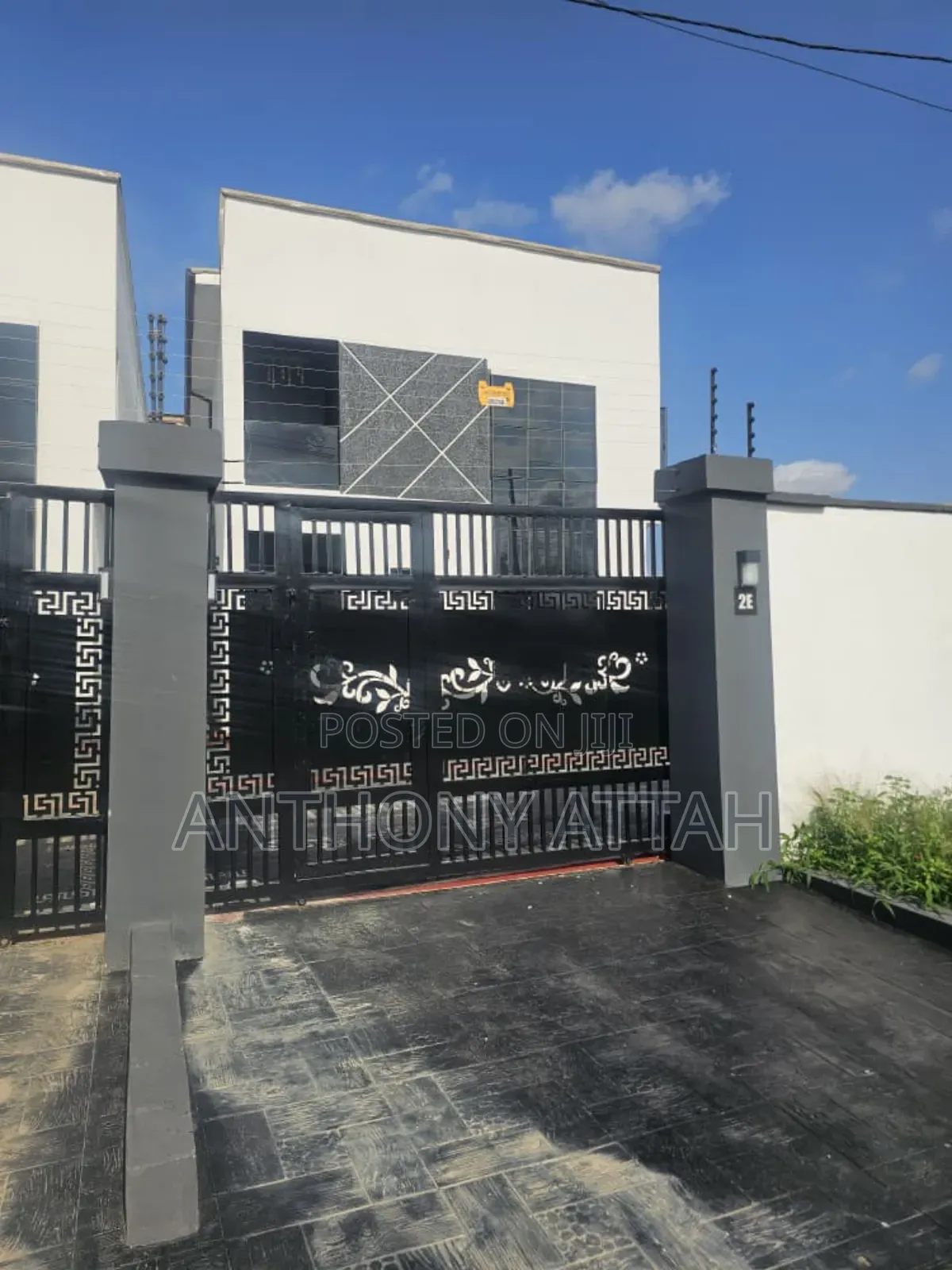 Furnished 4bdrm House in Surulere for sale