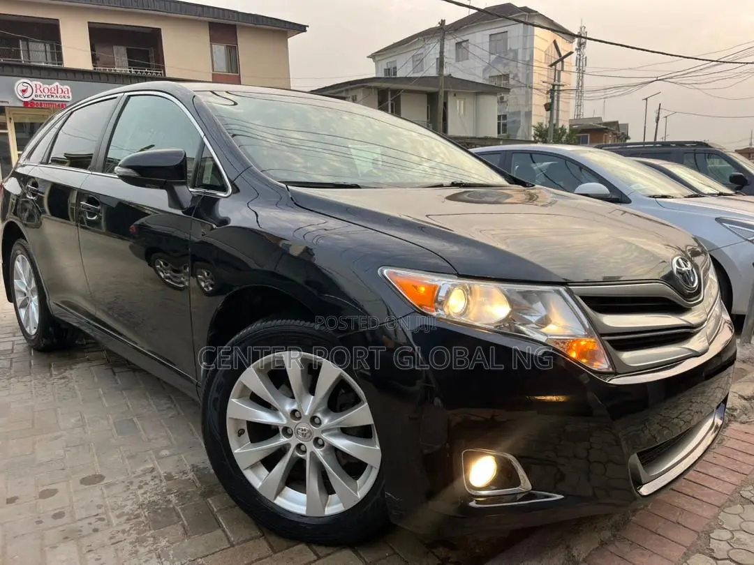 Toyota Venza XLE AWD 2013 Black