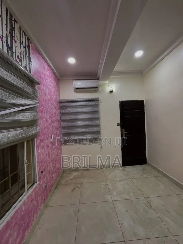 4bdrm Duplex in Jahi for sale