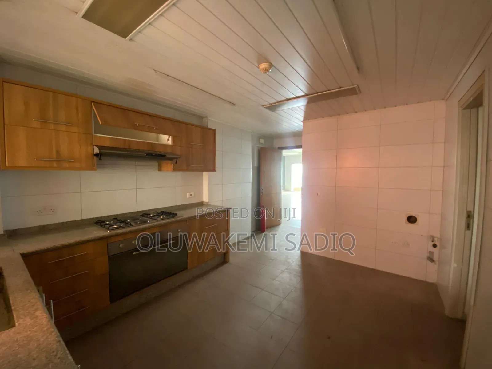 3bdrm Apartment in Bella Vista, Banana Island for rent