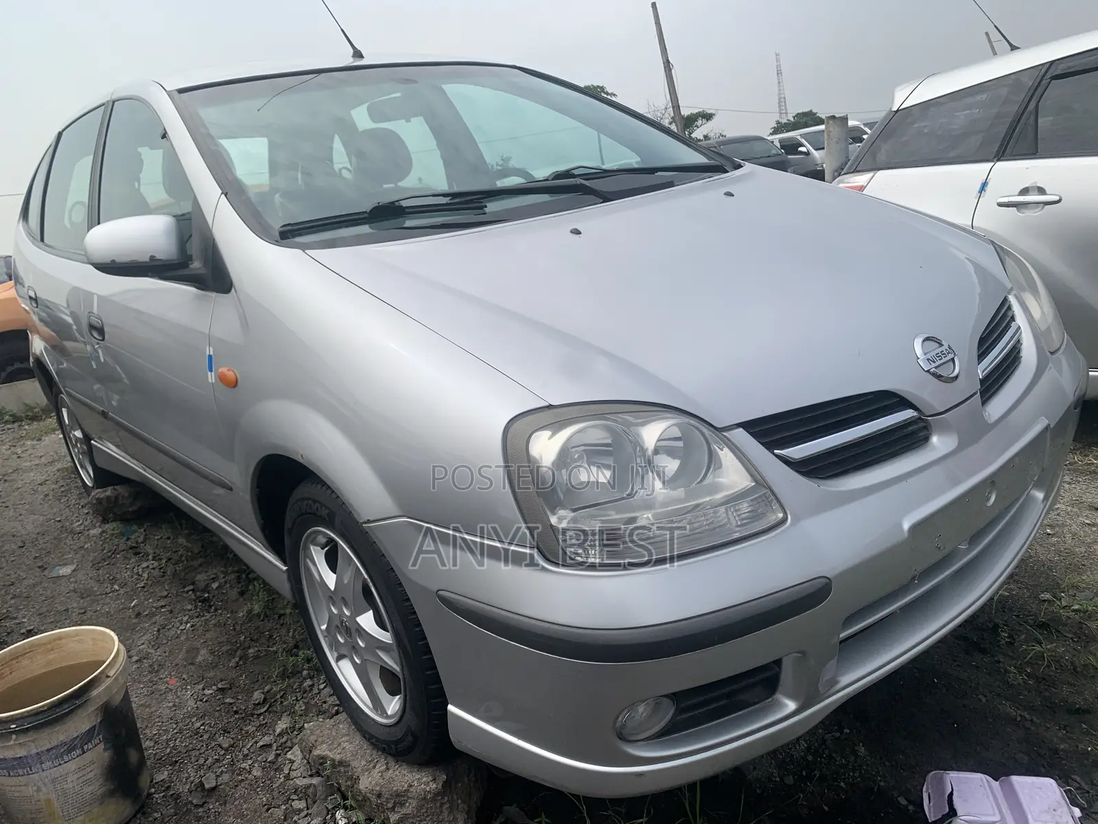Nissan Almera Tino 2004 Silver
