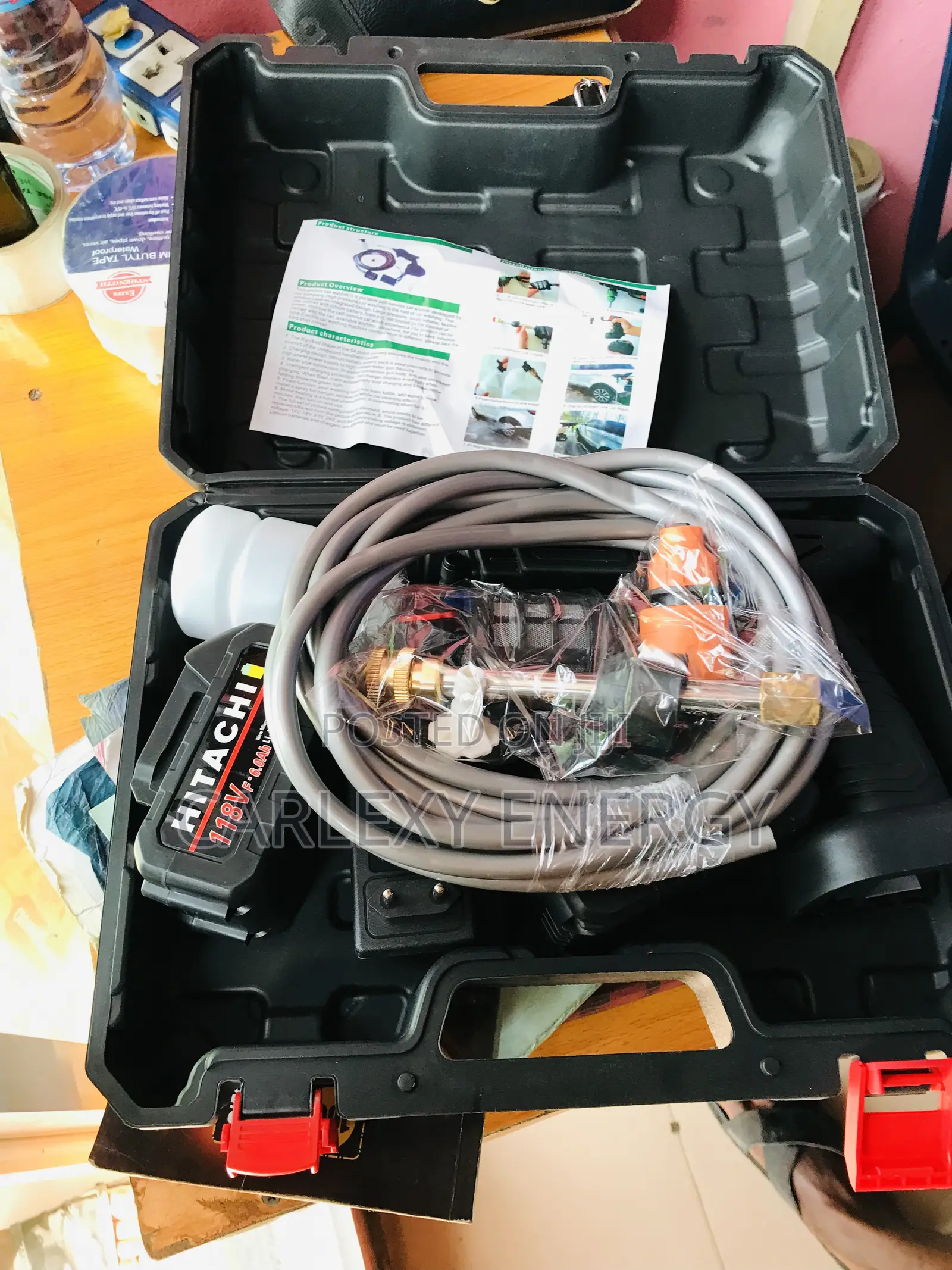 Rechargeable Pressure Pump for Car Wash and Garden Functions
