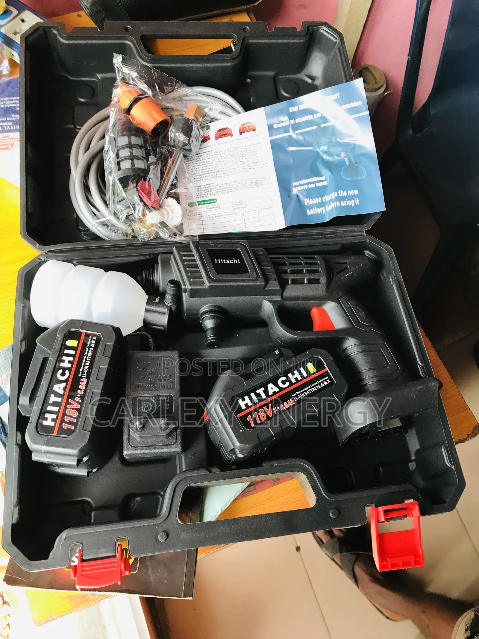 Rechargeable Pressure Pump for Car Wash and Garden Functions