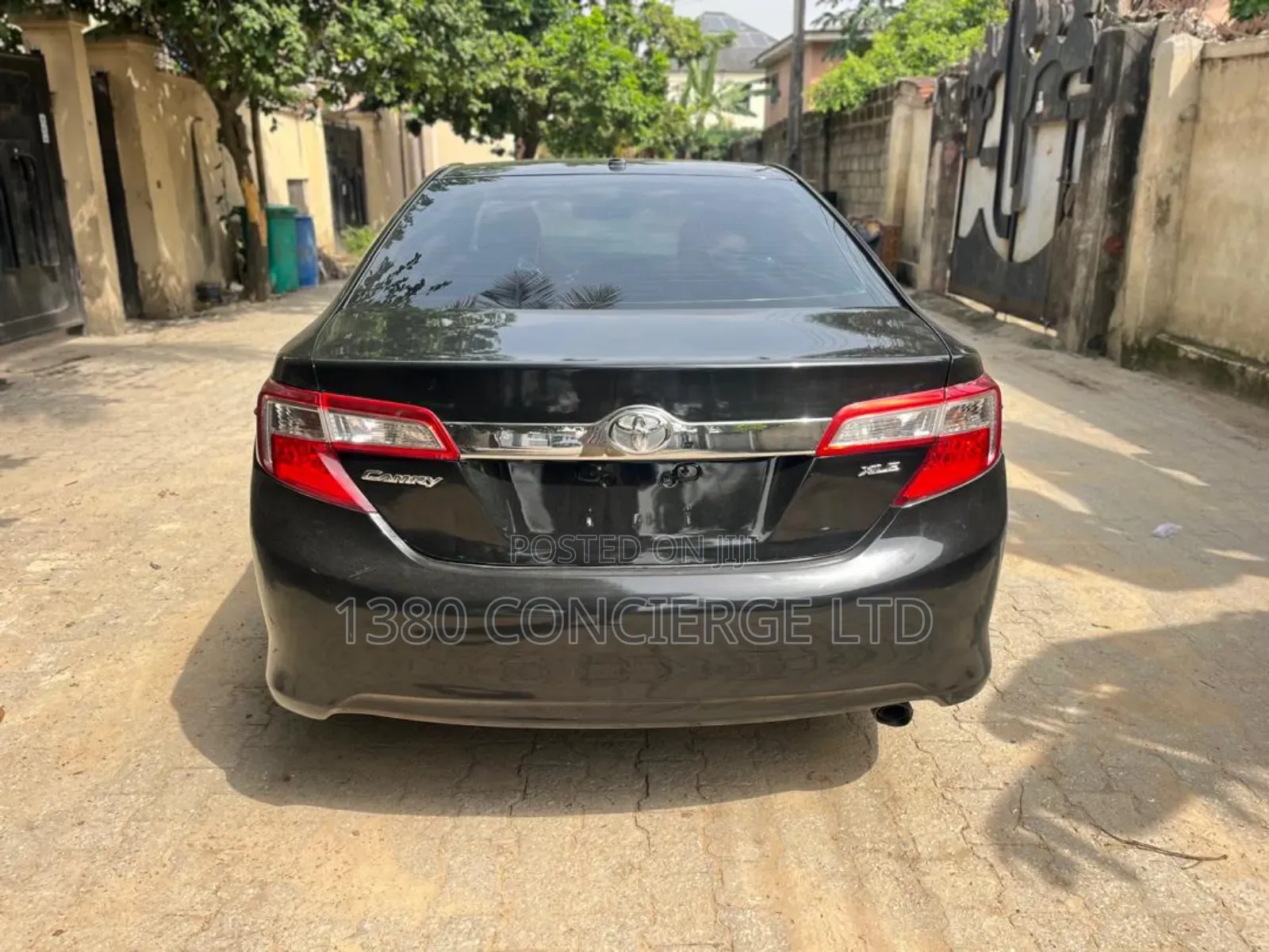 Toyota Camry XLE 4dr Sedan (2.5L 4cyl 6A) 2012 Black