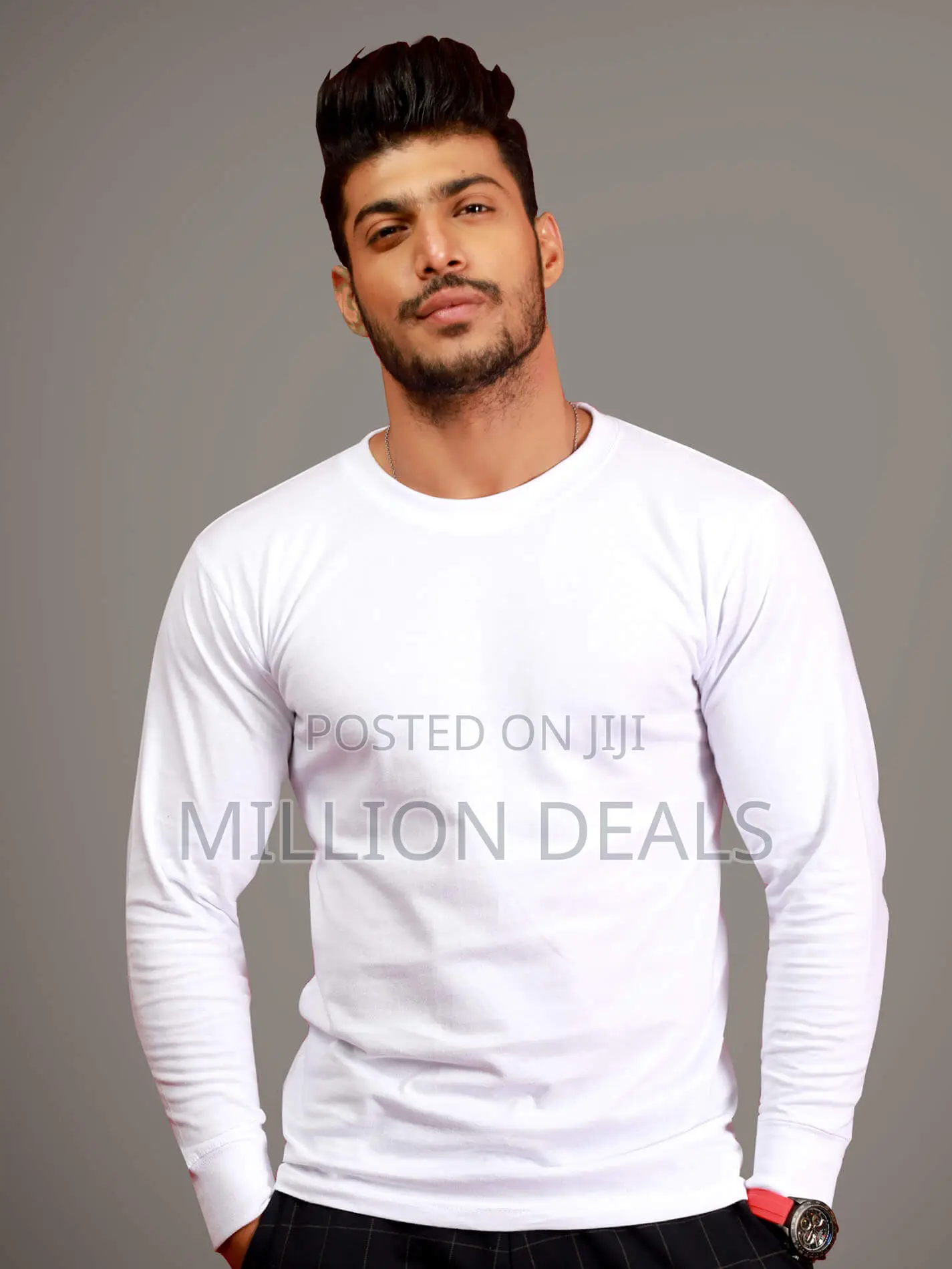 Plain Round Neck White Long Sleeves T-Shirt