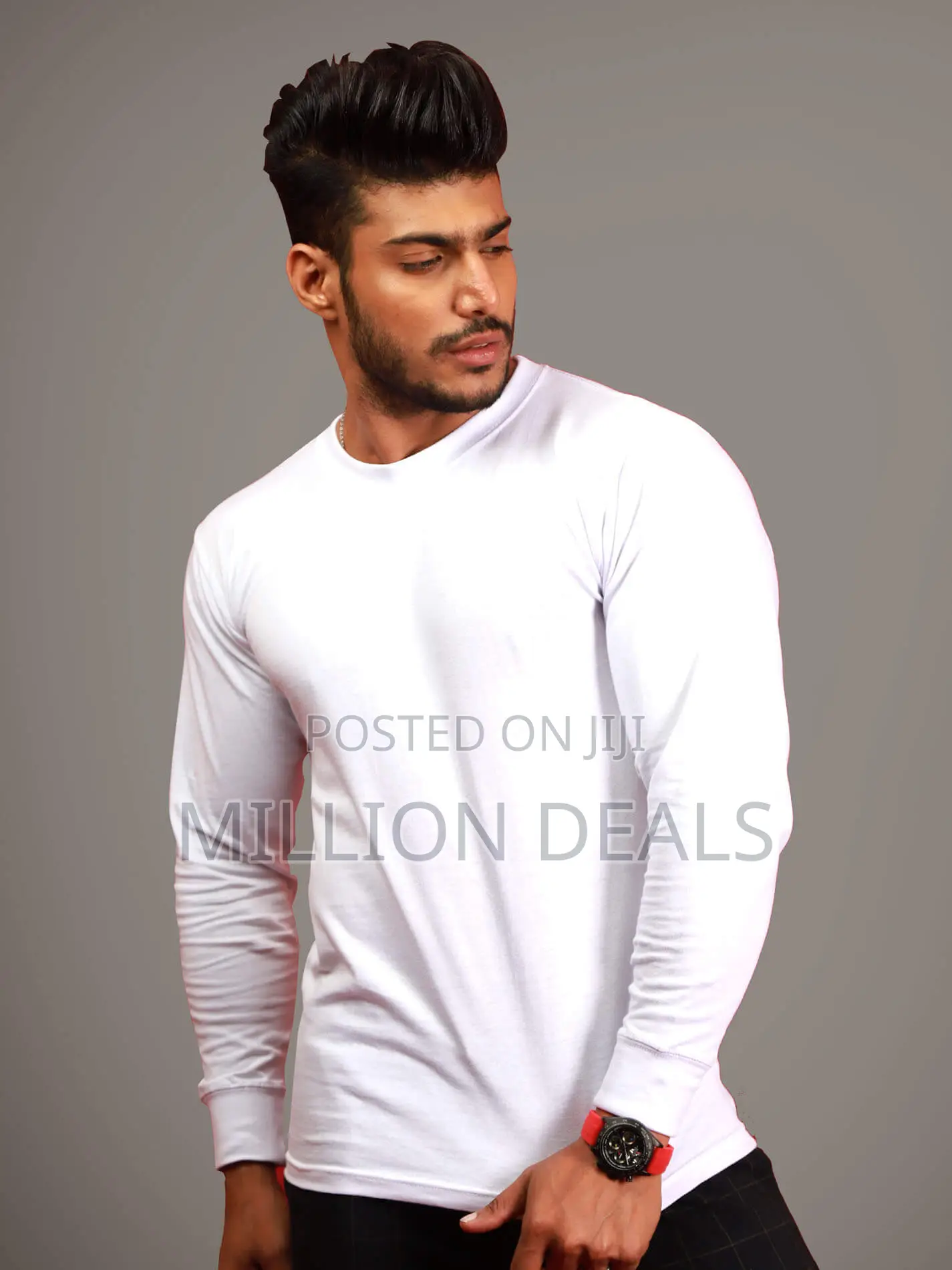 Plain Round Neck White Long Sleeves T-Shirt