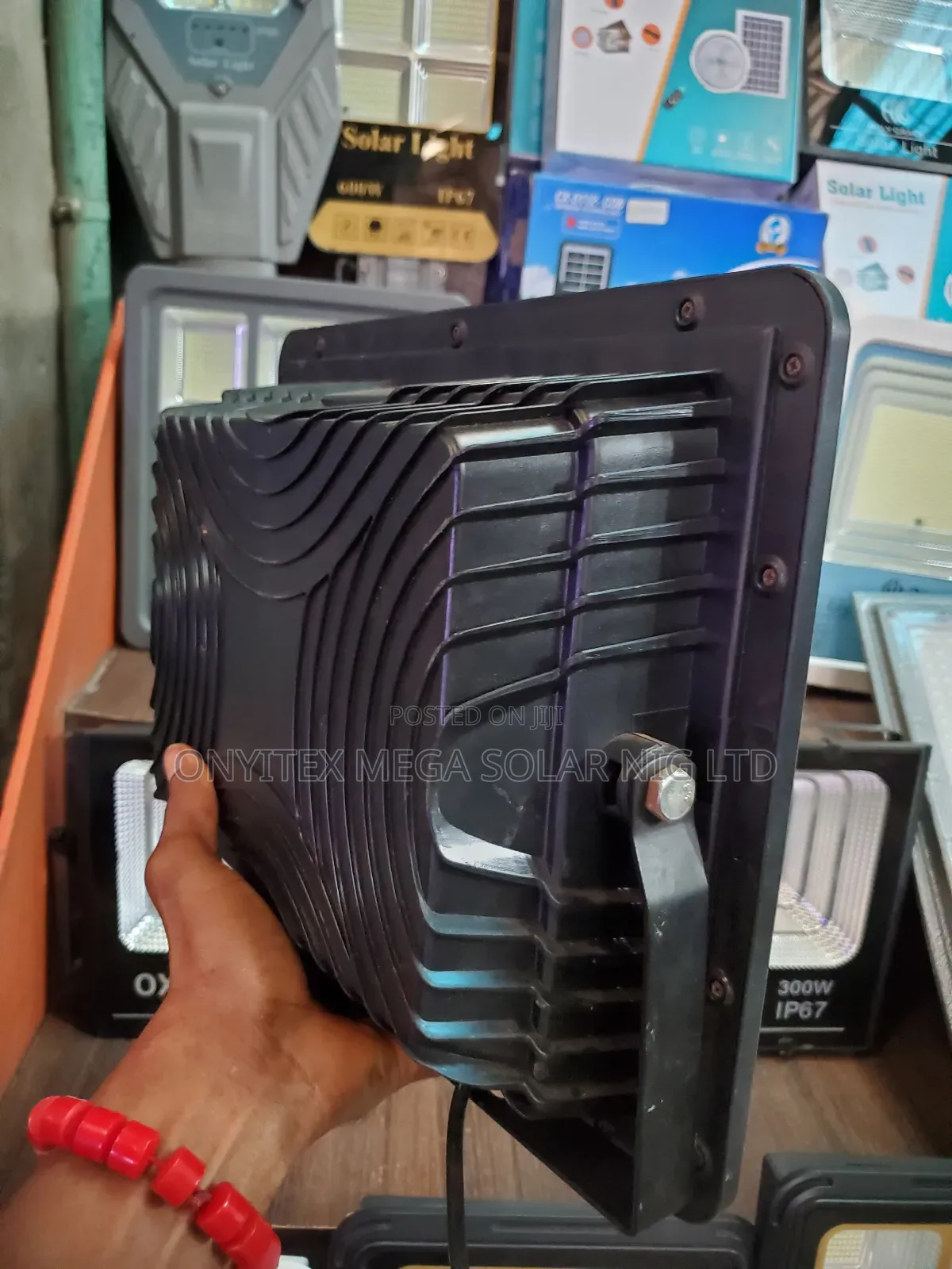 Discovery Solar Flood Light 500watts With Warranty