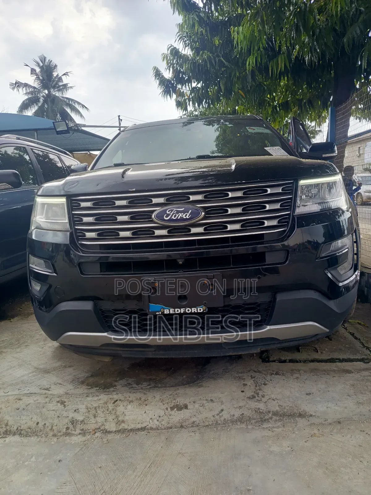 Ford Explorer Platinum 4dr 4x4 (3.5L 6cyl 6A) 2017 Black