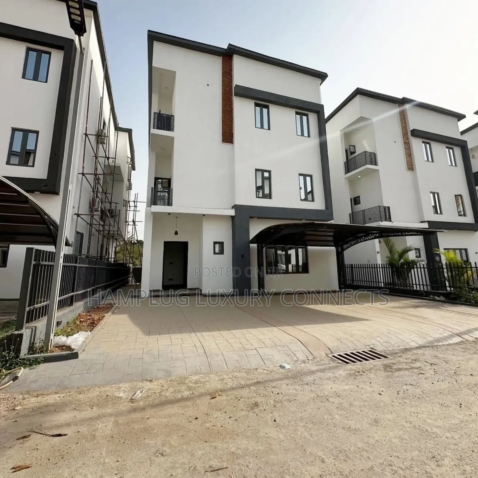 Furnished 5bdrm Duplex in Kado for sale