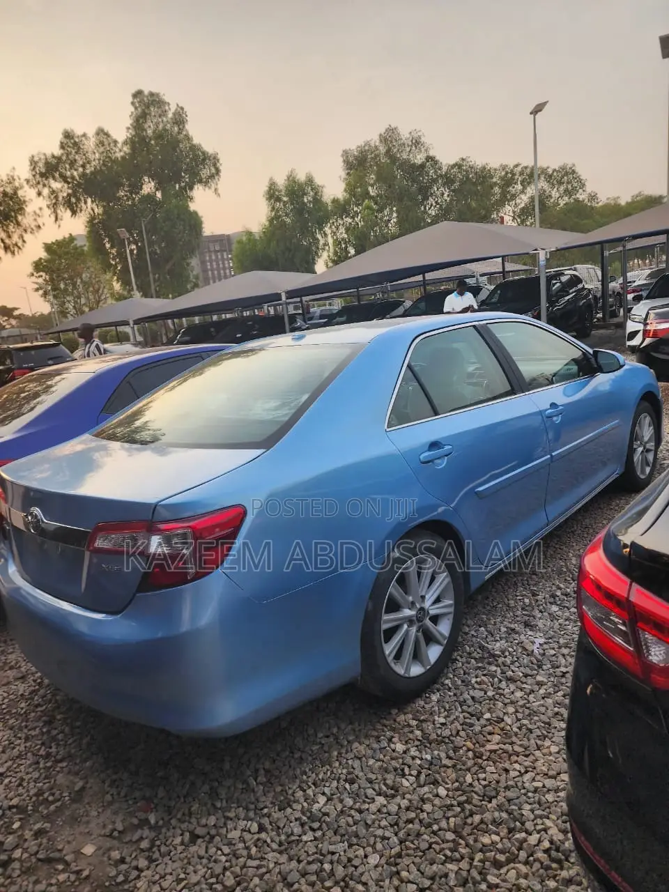 Toyota Camry XLE 4dr Sedan (2.5L 4cyl 6A) 2012 Blue