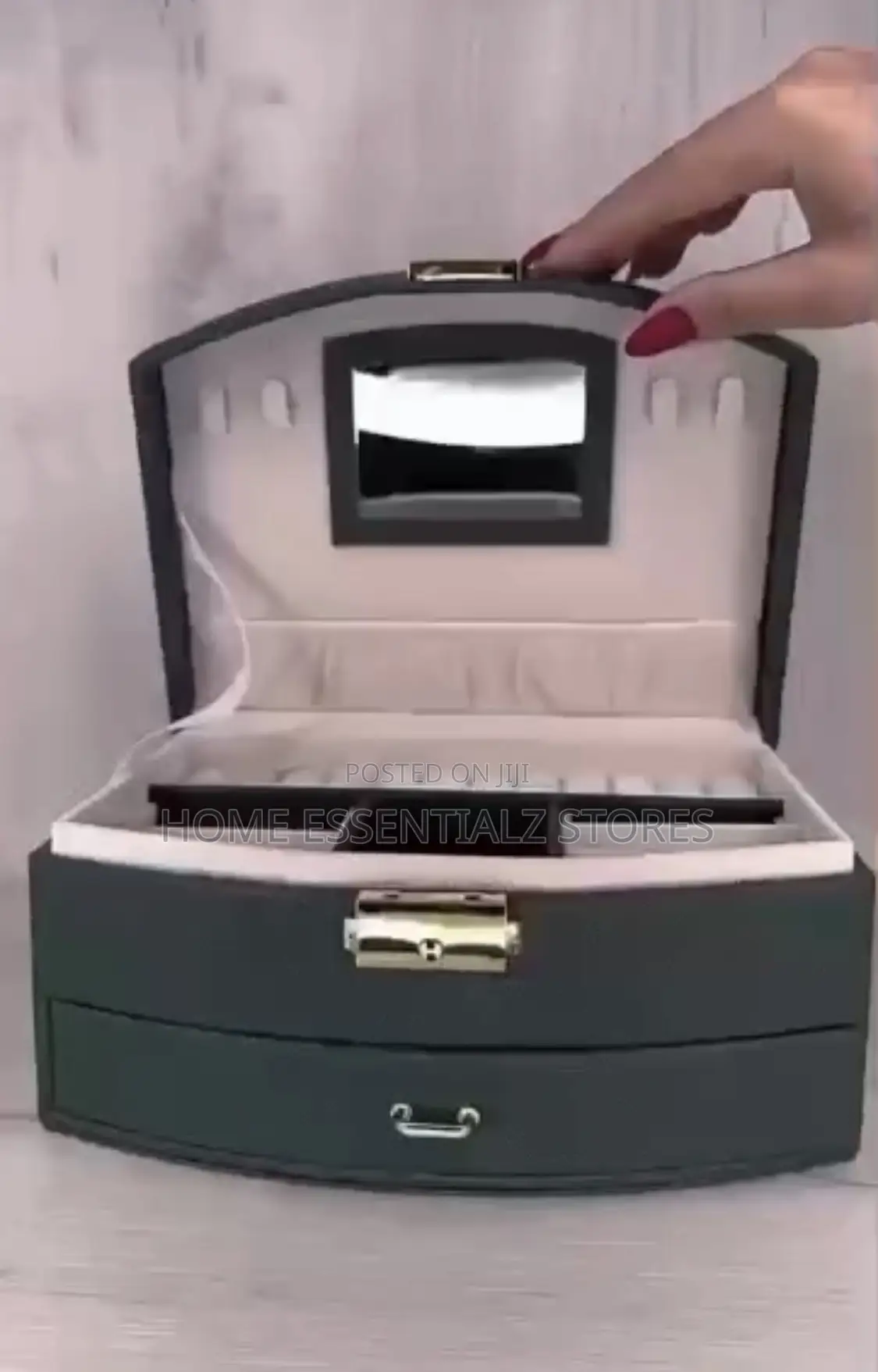 Elegant Jewelry Box With Mirror and Lock