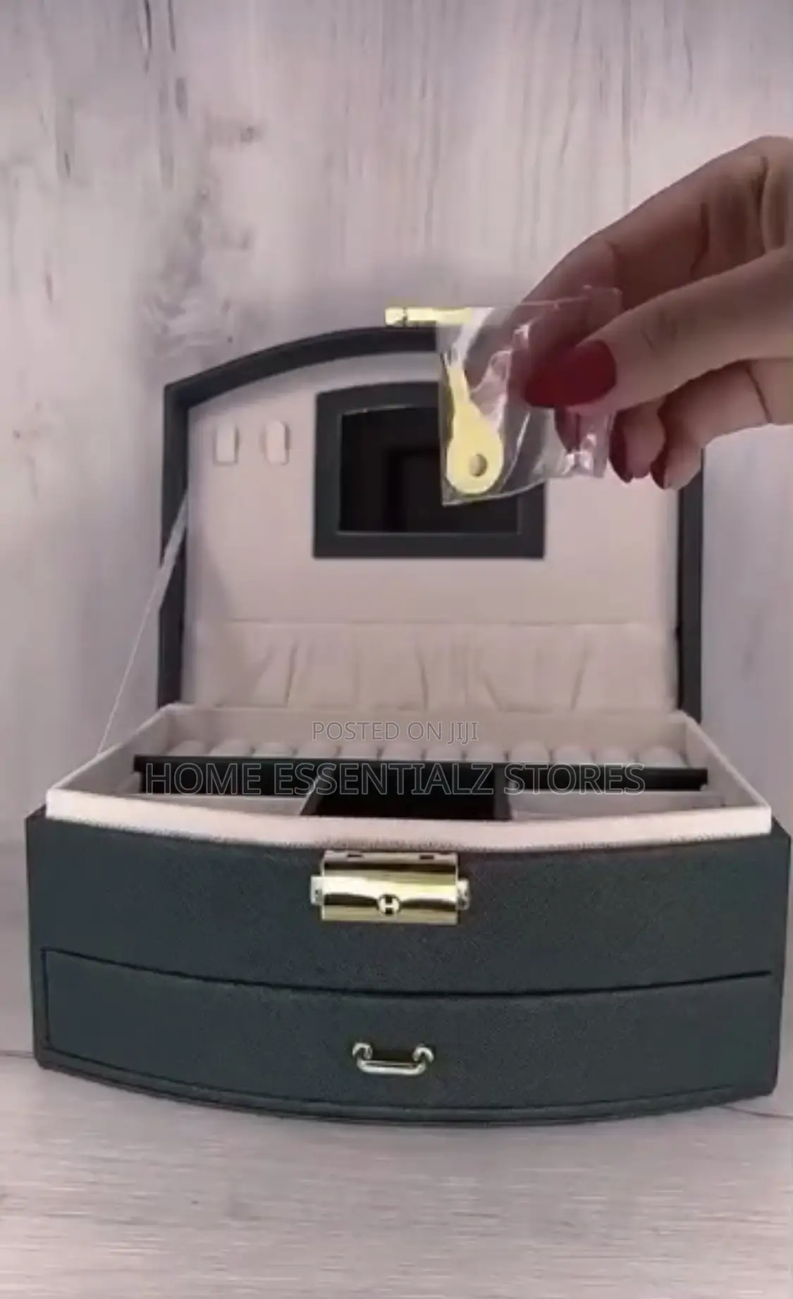 Elegant Jewelry Box With Mirror and Lock