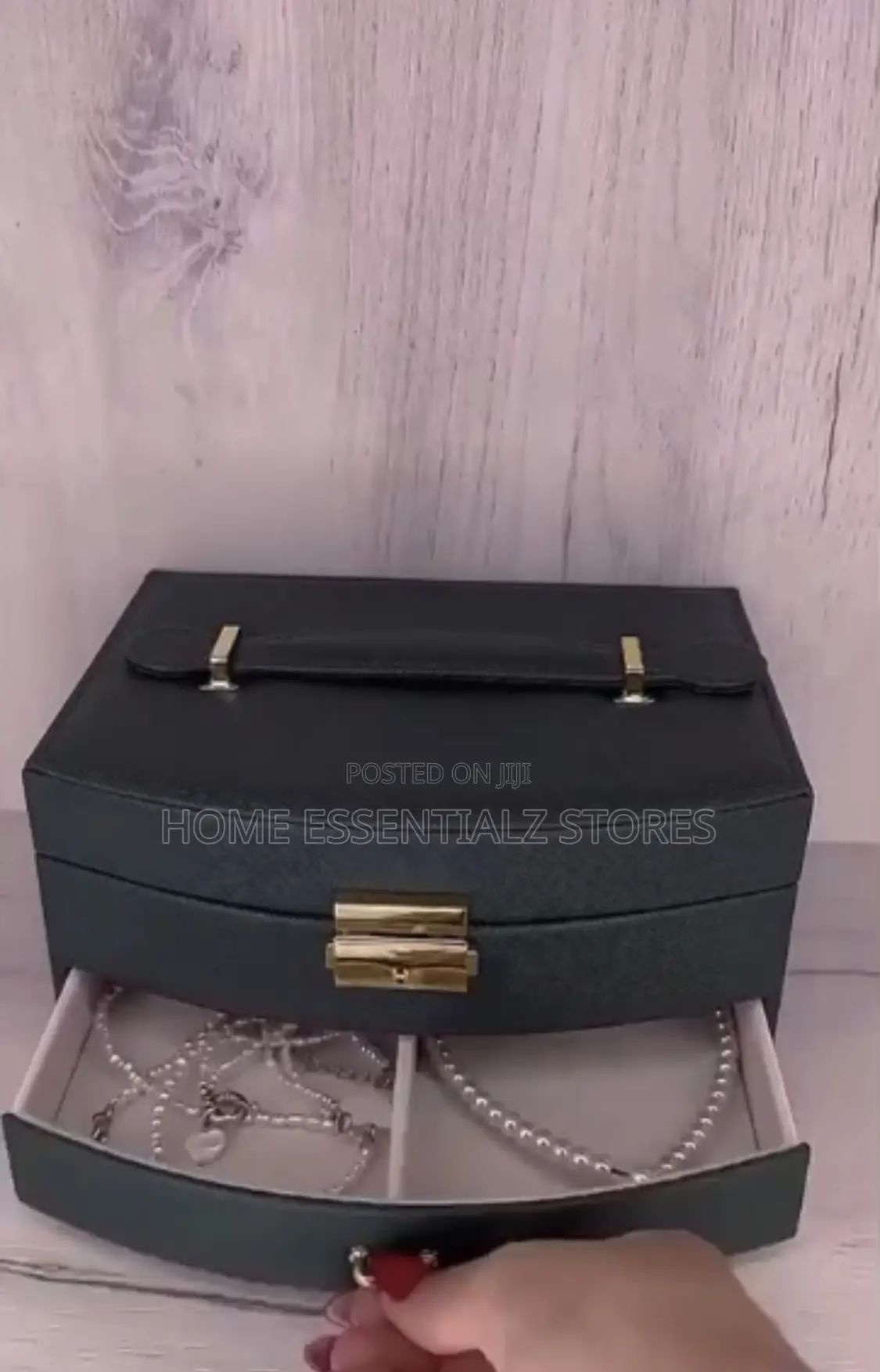 Elegant Jewelry Box With Mirror and Lock