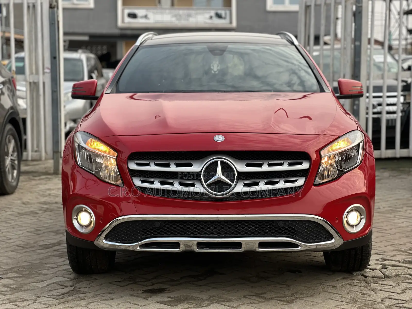 Mercedes-Benz GLA 250 2018 Red