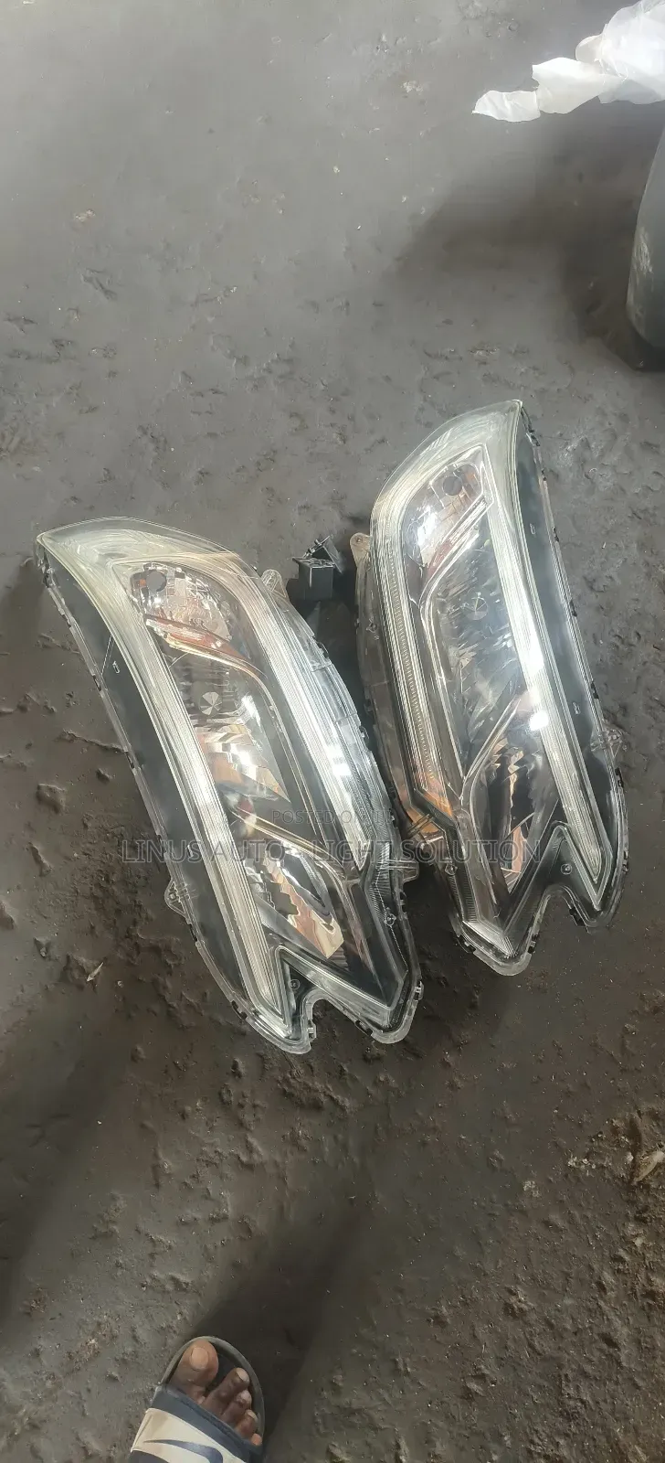 Head Lights 2016 Honda CRV