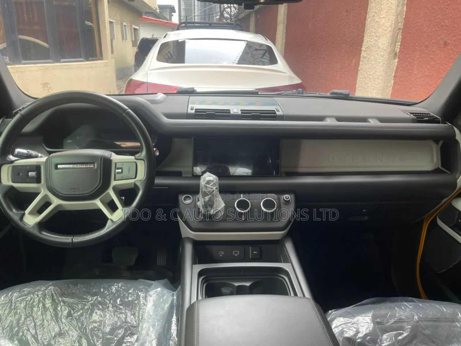 Land Rover Defender 2021 Yellow
