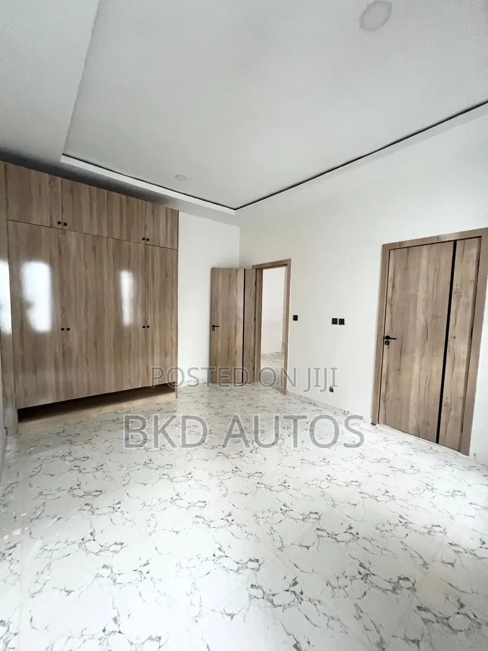 3bdrm Duplex in Ilaje for sale