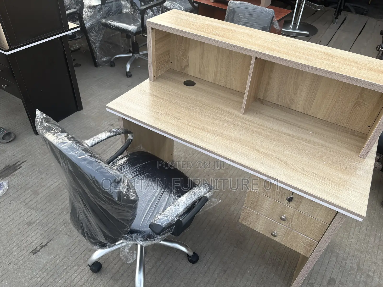 Receptions Desk And Chair