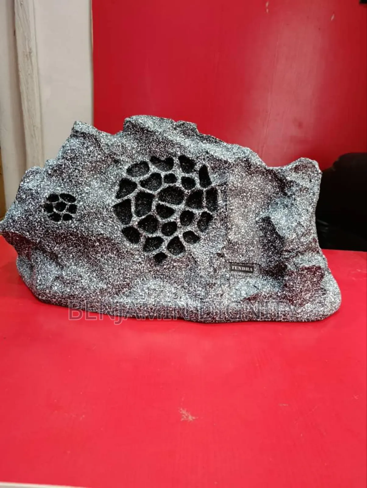 50watts Outdoor Rock Speaker.