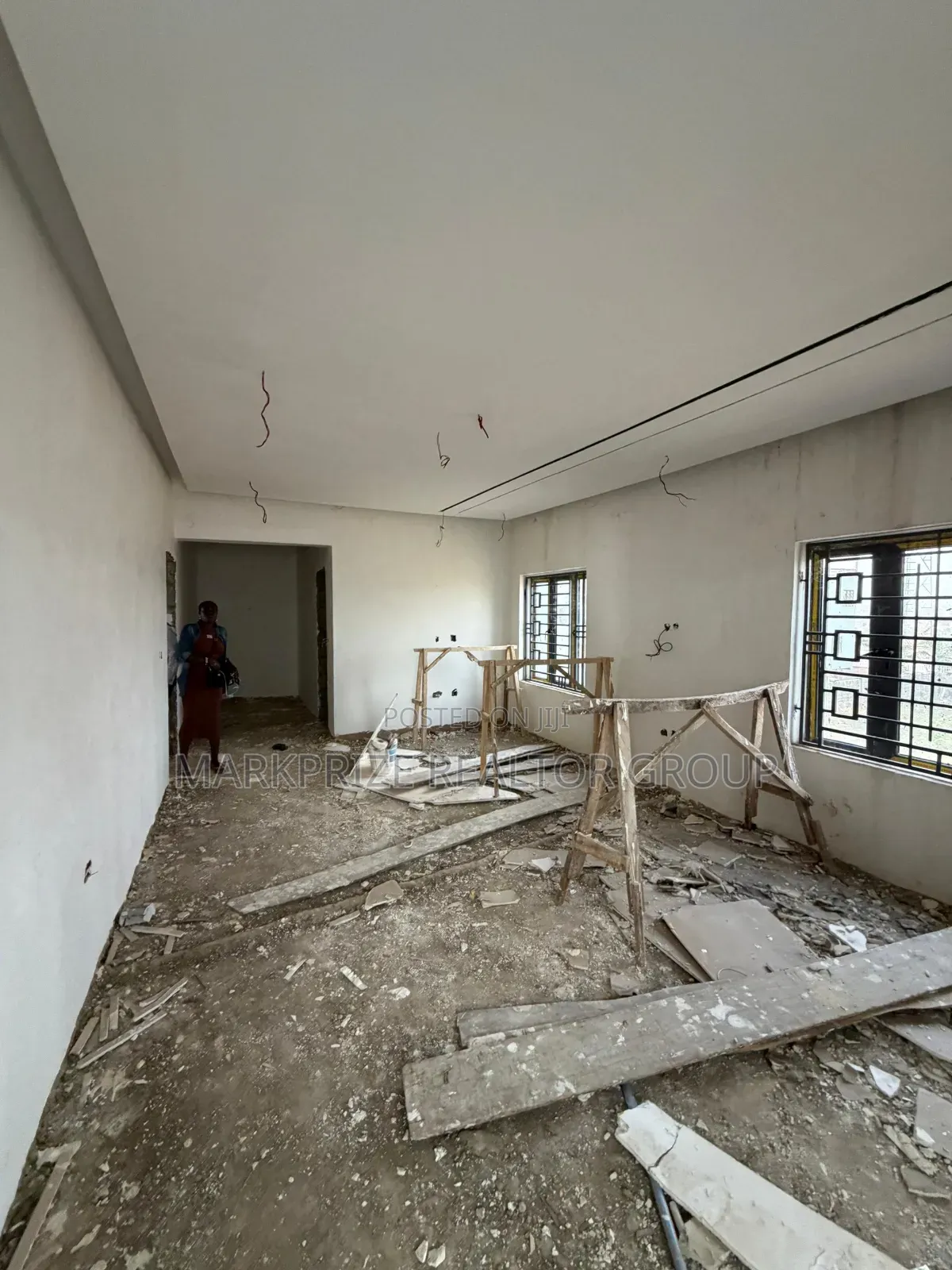 4bdrm Duplex in Life Camp Abuja for sale