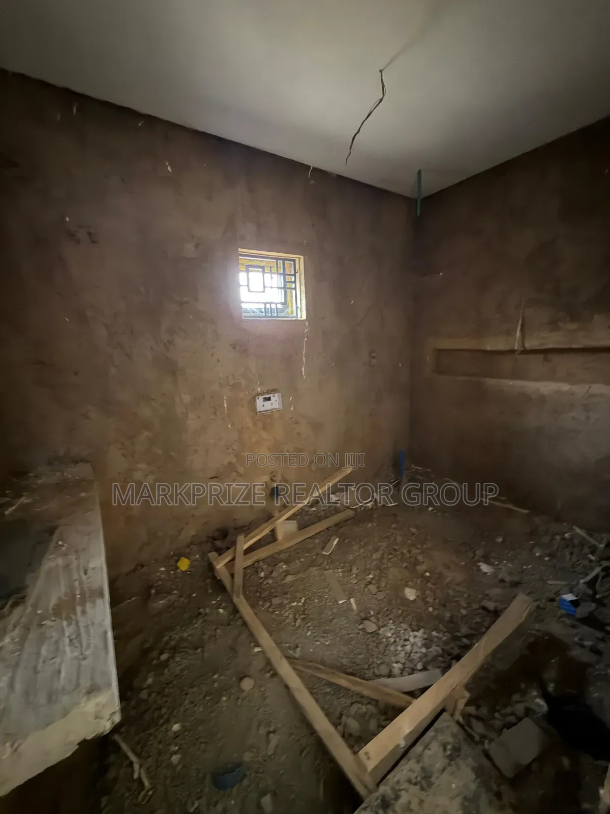 4bdrm Duplex in Life Camp Abuja for sale