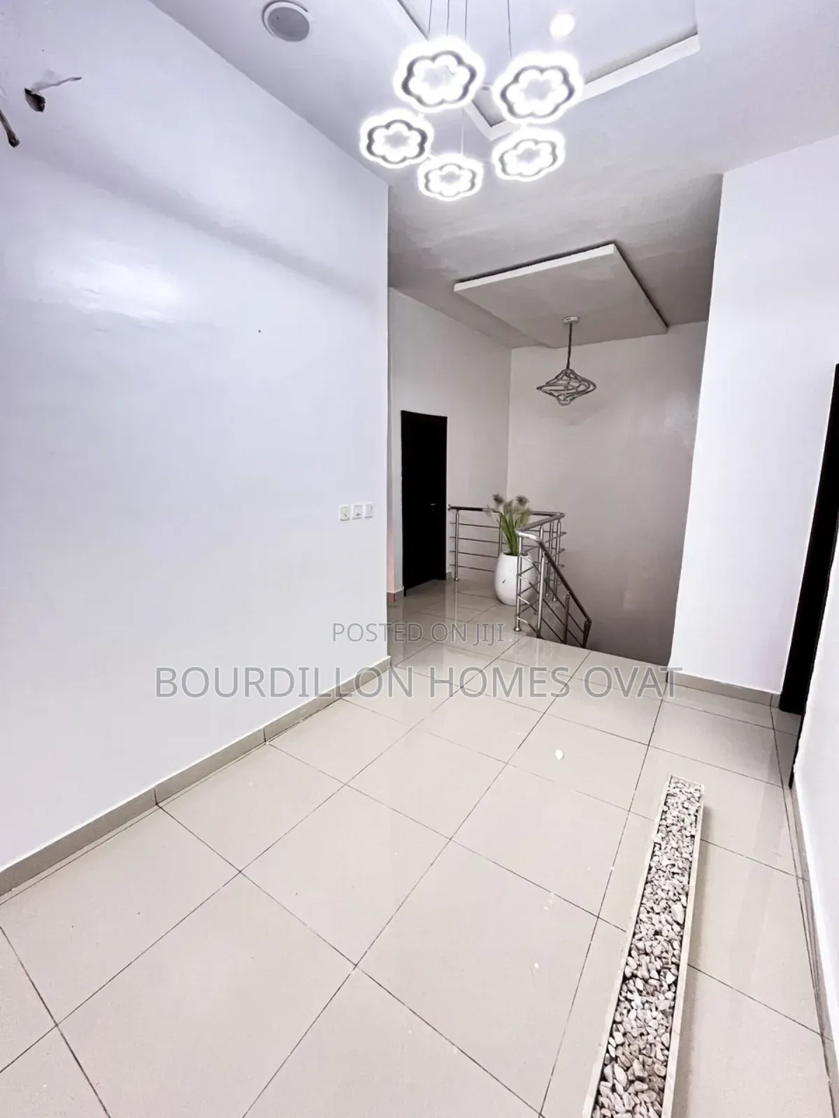 4bdrm Duplex in Ikota Villa Estate for sale