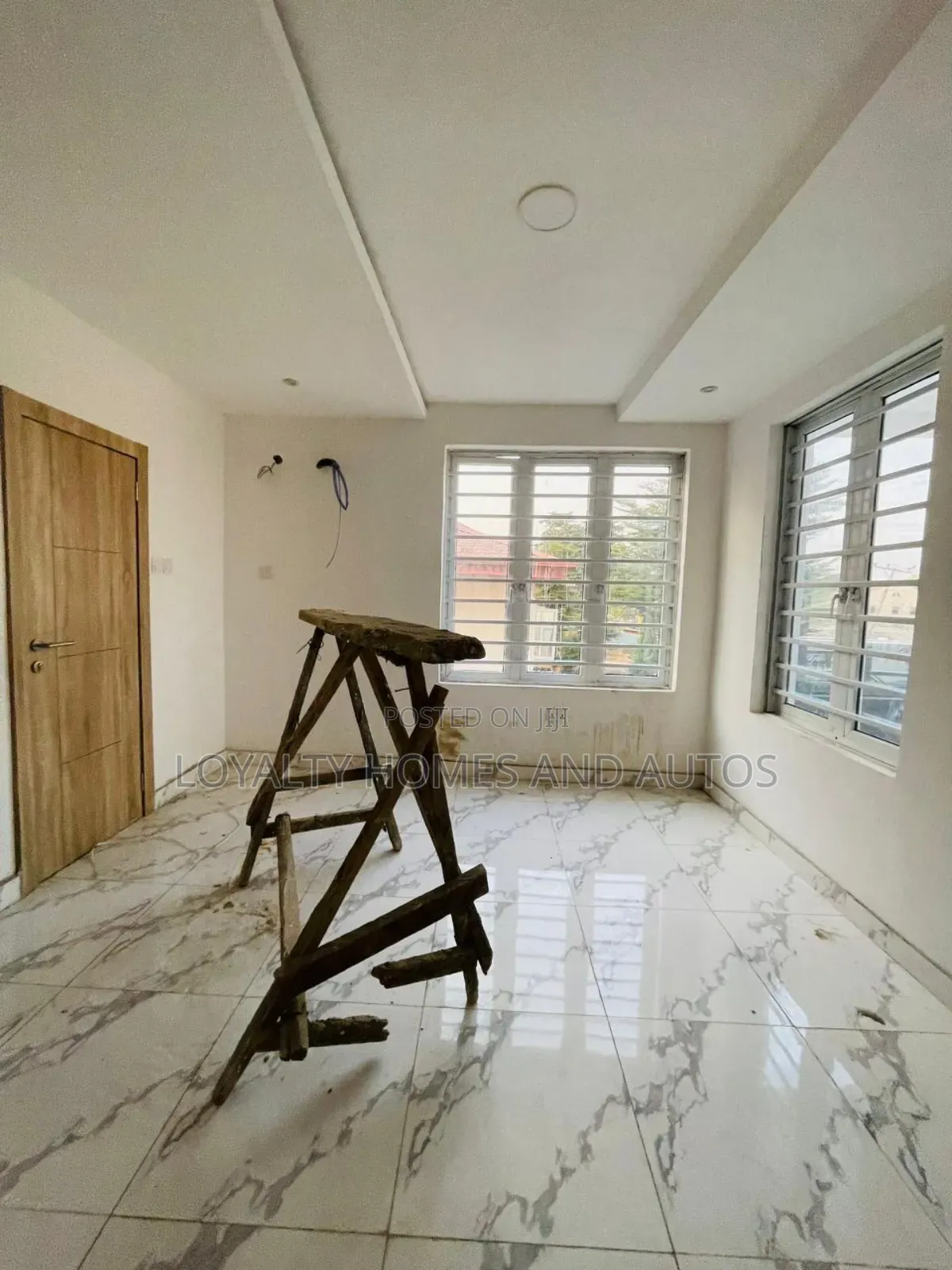 4bdrm House in Adeniyi Jones for sale