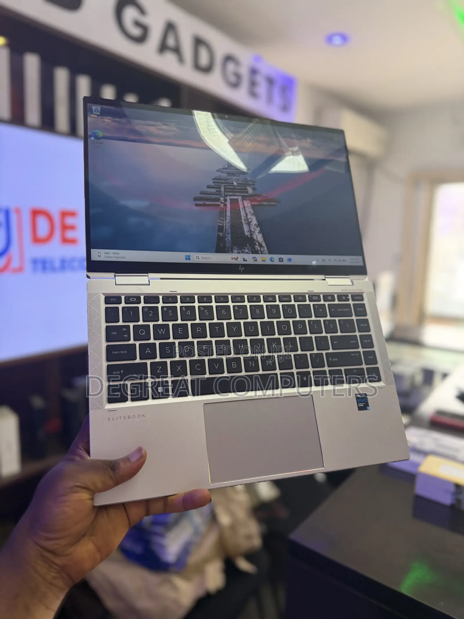 Laptop HP EliteBook 1040 G8 16GB Intel Core I7 SSD 512GB