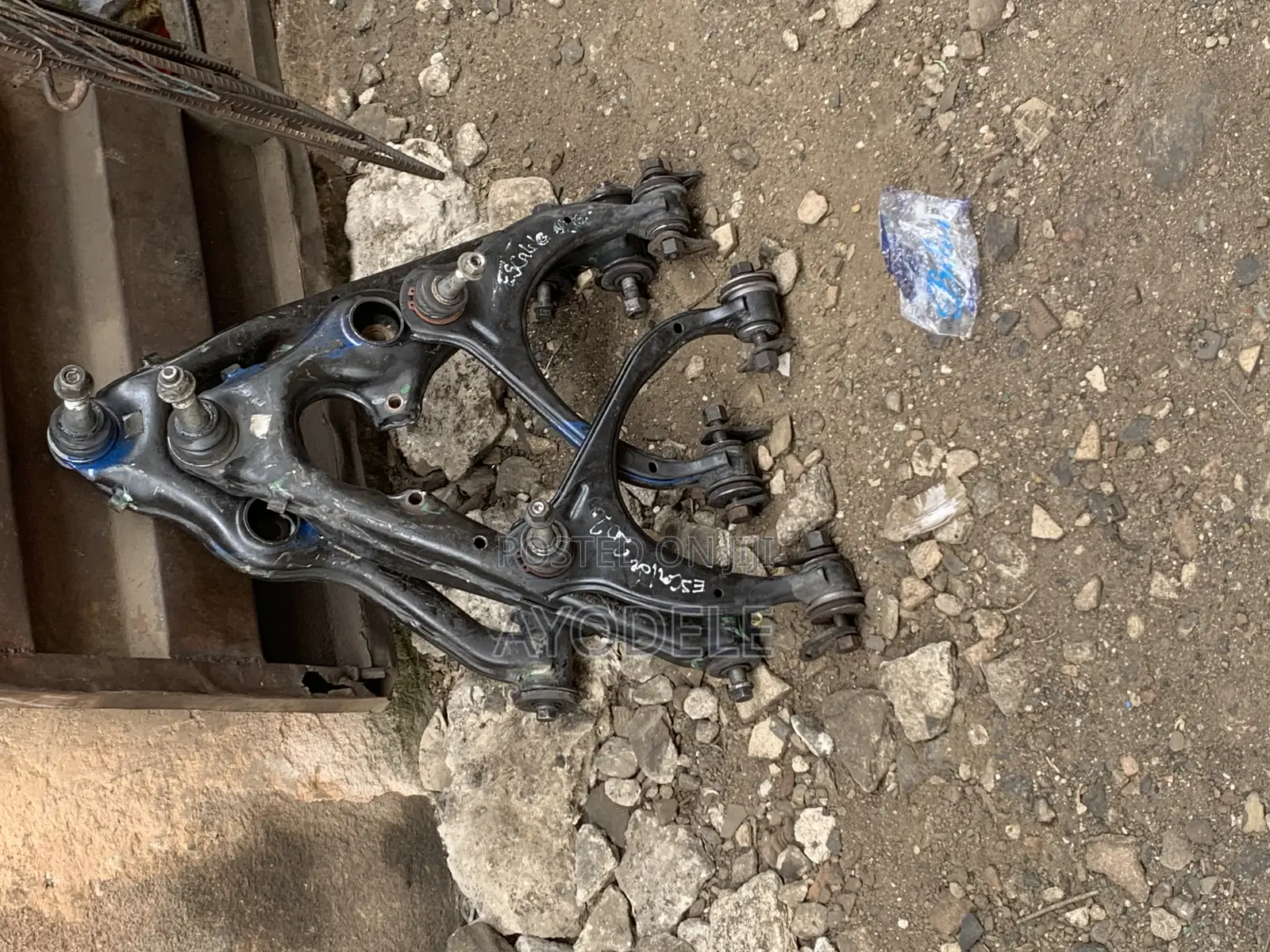 Cadilac Escalade 2020 Upper Arm and Lower Arm