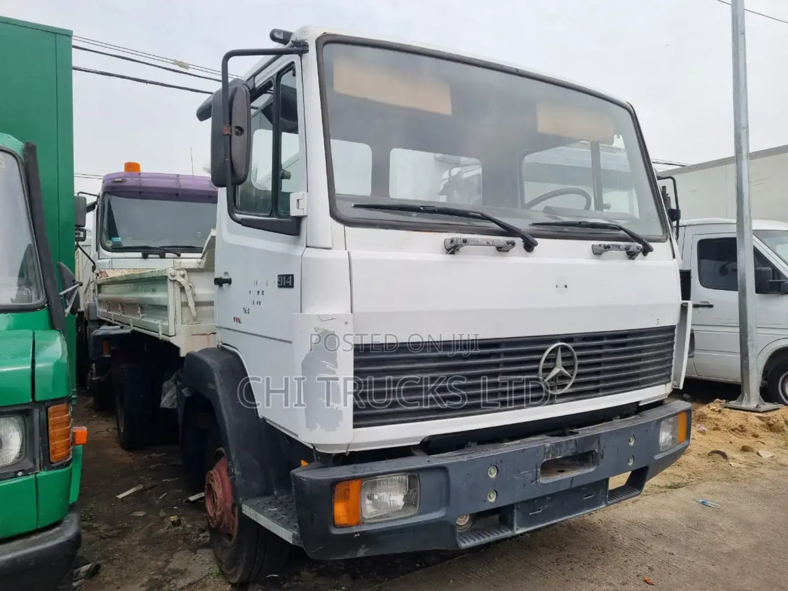 Mercedes Benz 914 Tipper Truck