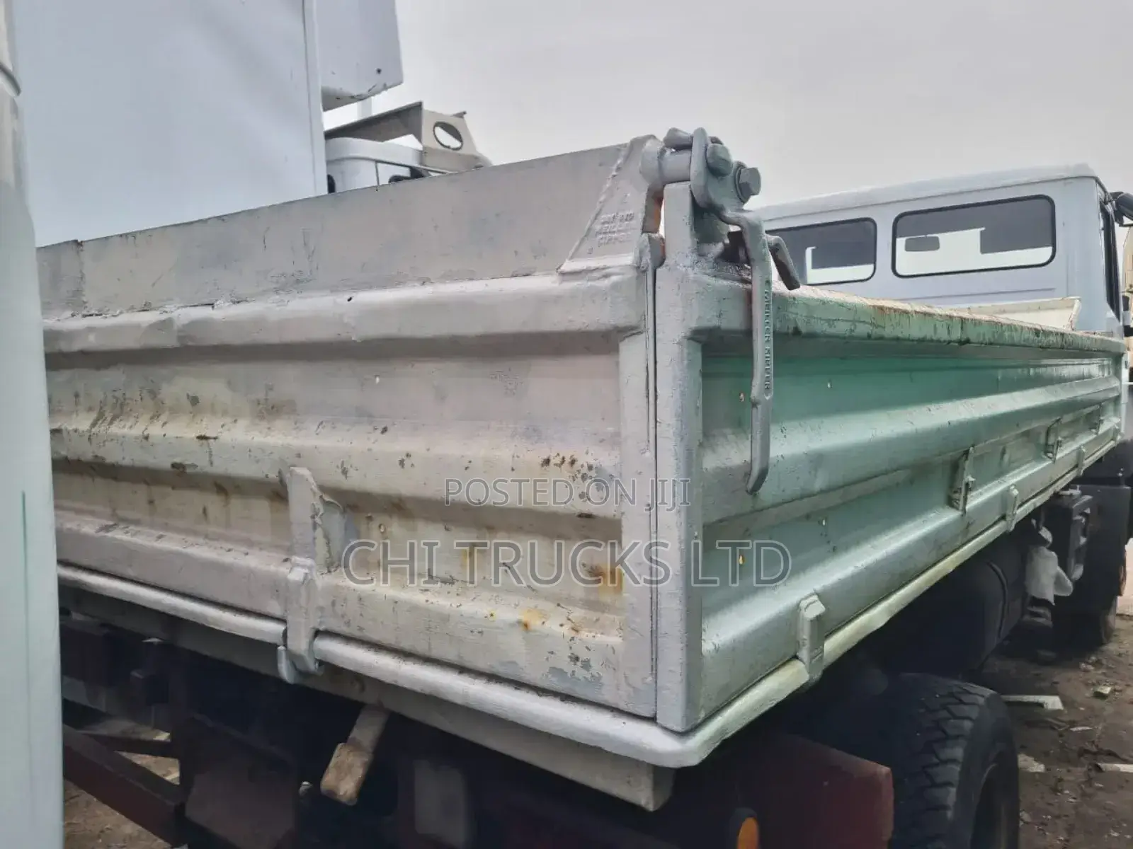 Mercedes Benz 914 Tipper Truck