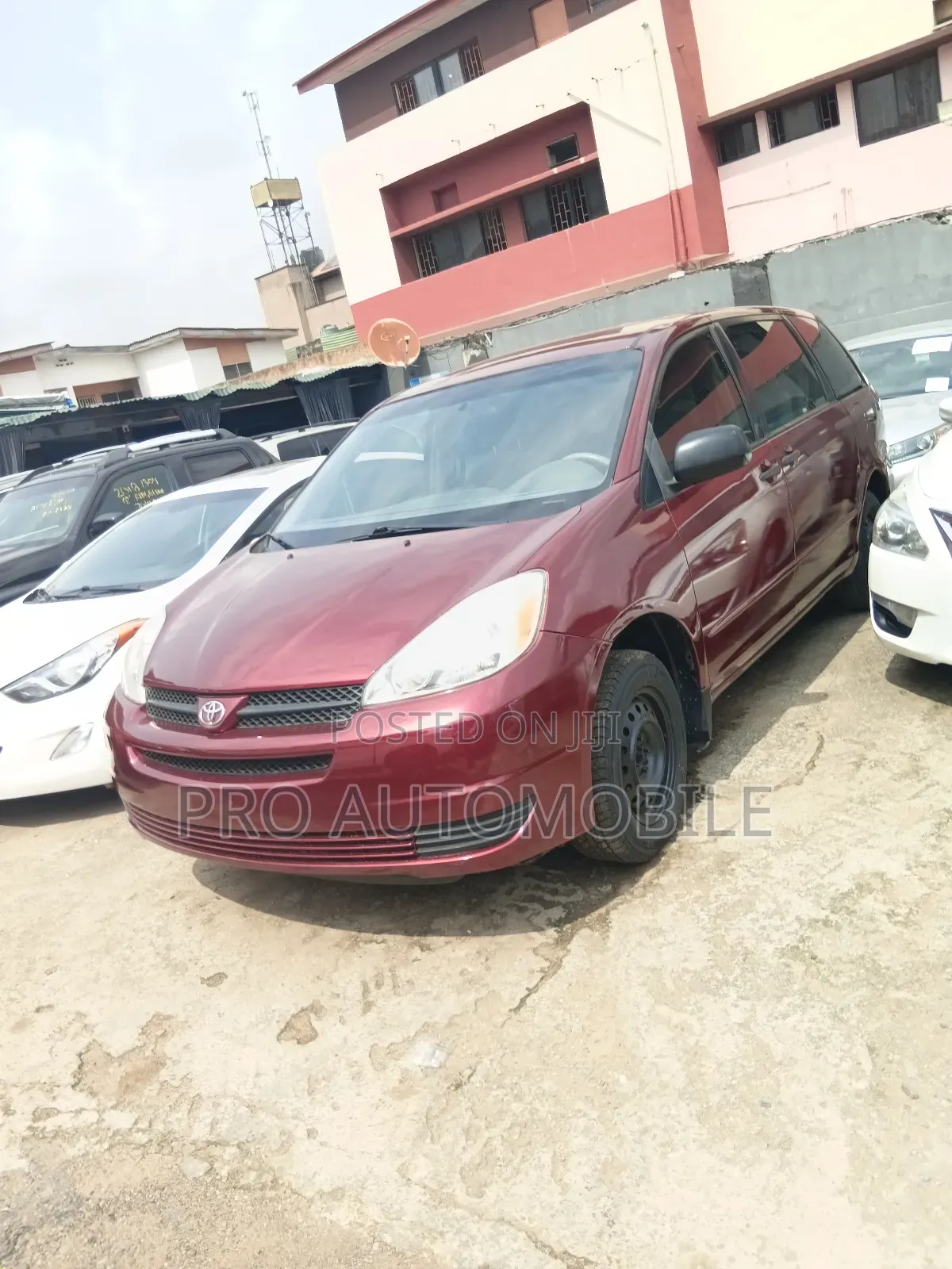 Toyota Sienna LE AWD 2005 Red