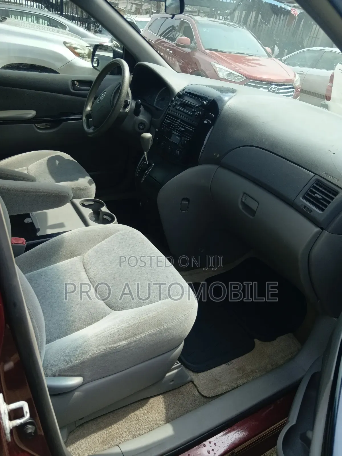 Toyota Sienna LE AWD 2005 Red