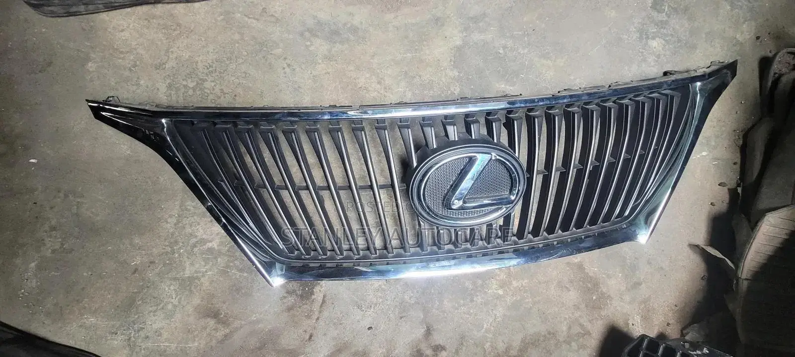 Front Grill Rx 350 2010-2012