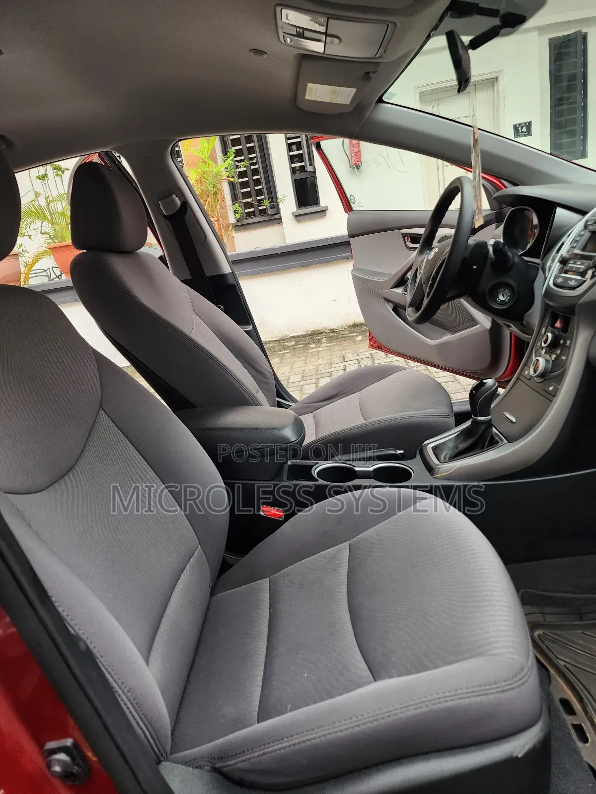Hyundai Elantra 2014 Red