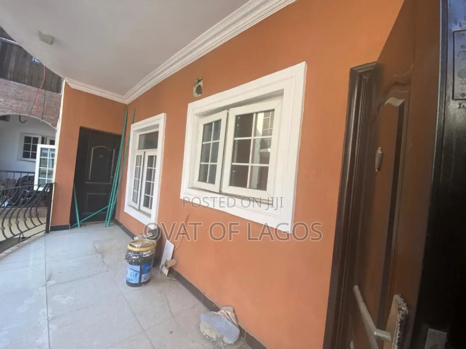3bdrm Apartment in Chevron for sale