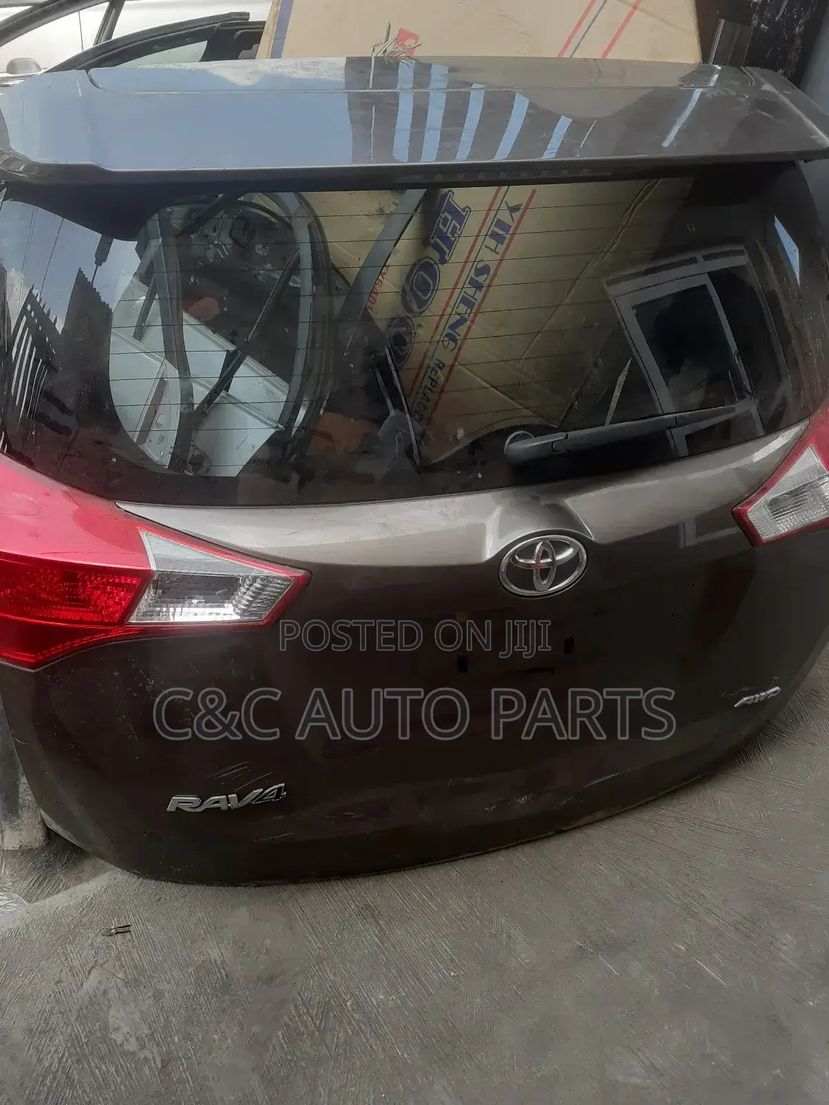 Toyota Rav4 Booth 2014 Model