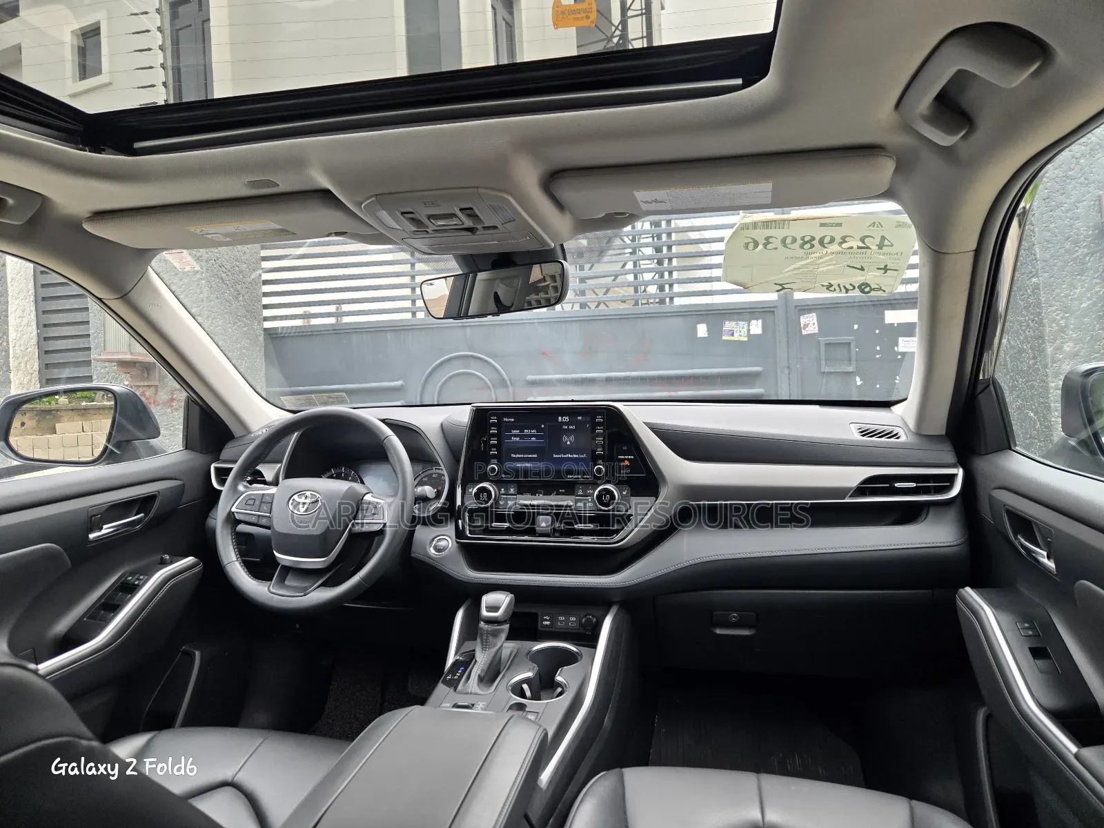 Toyota Highlander XLE 2022 Gray