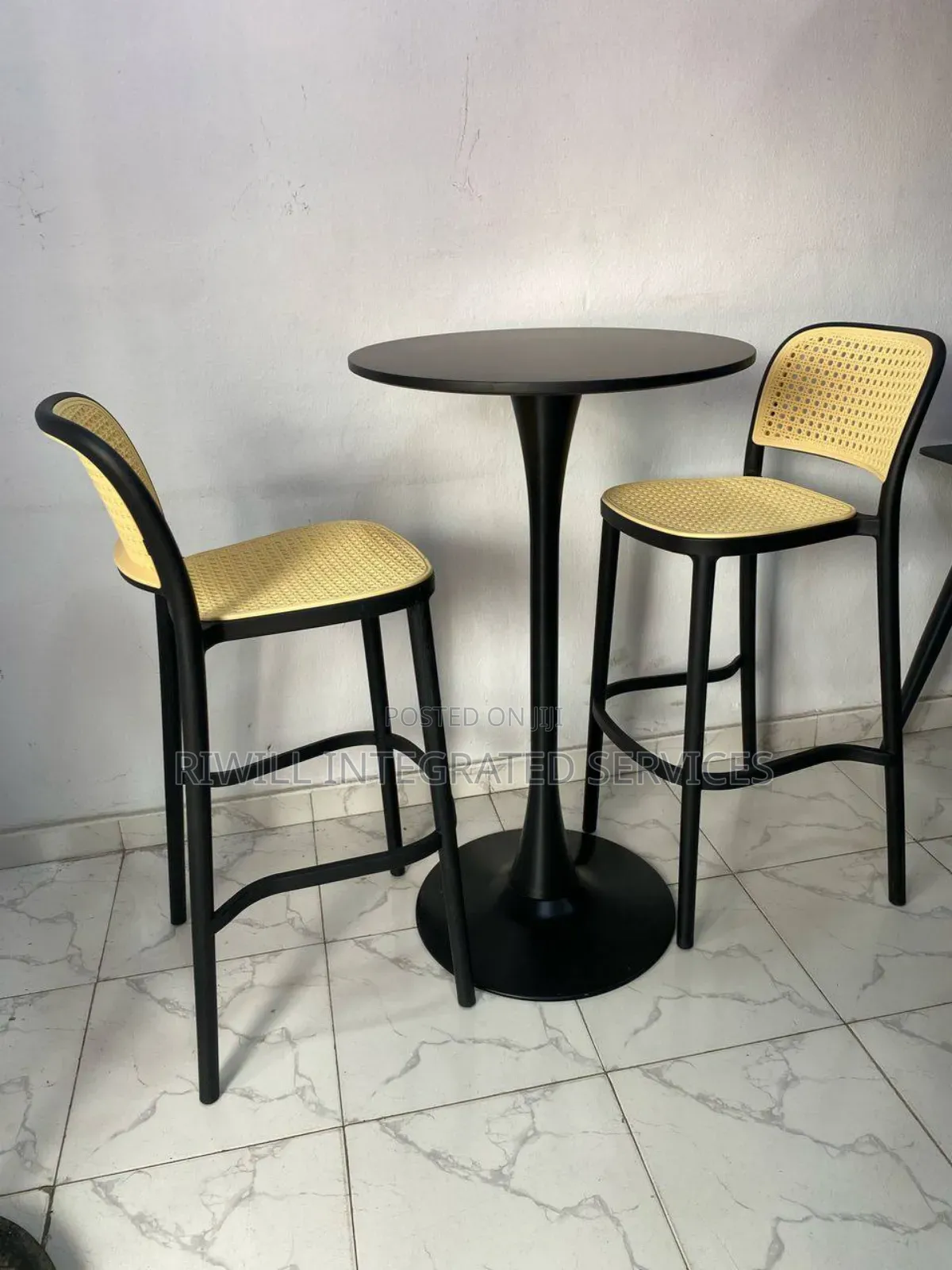 Me and You Bar Stool and Table