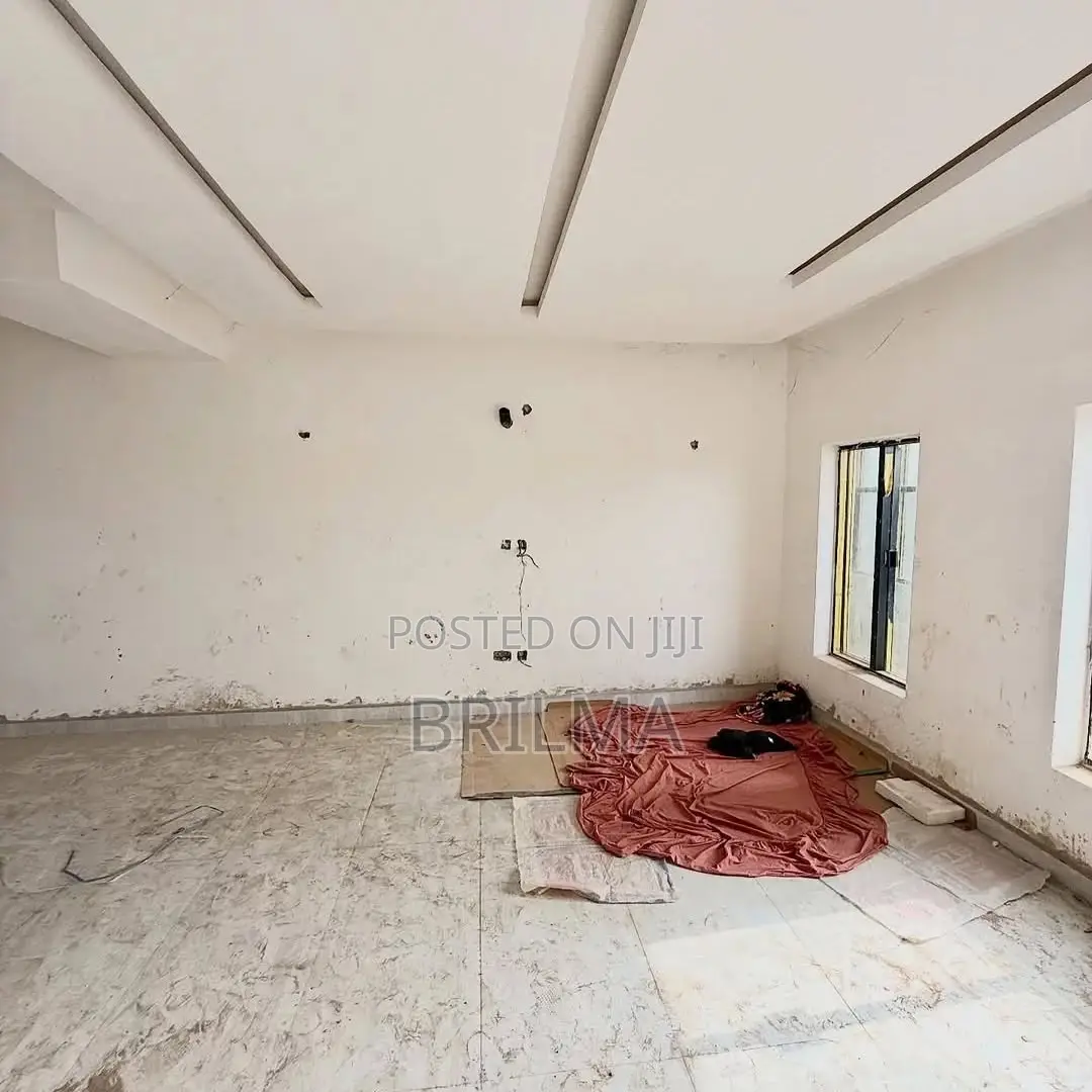 2bdrm Block of Flats in Katampe (Main) for sale