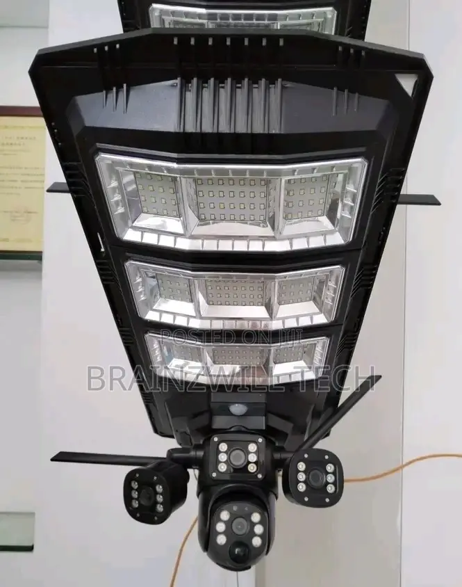450w V380 Solar Street Light With Triple View Camera PTZ Rotate 360°
