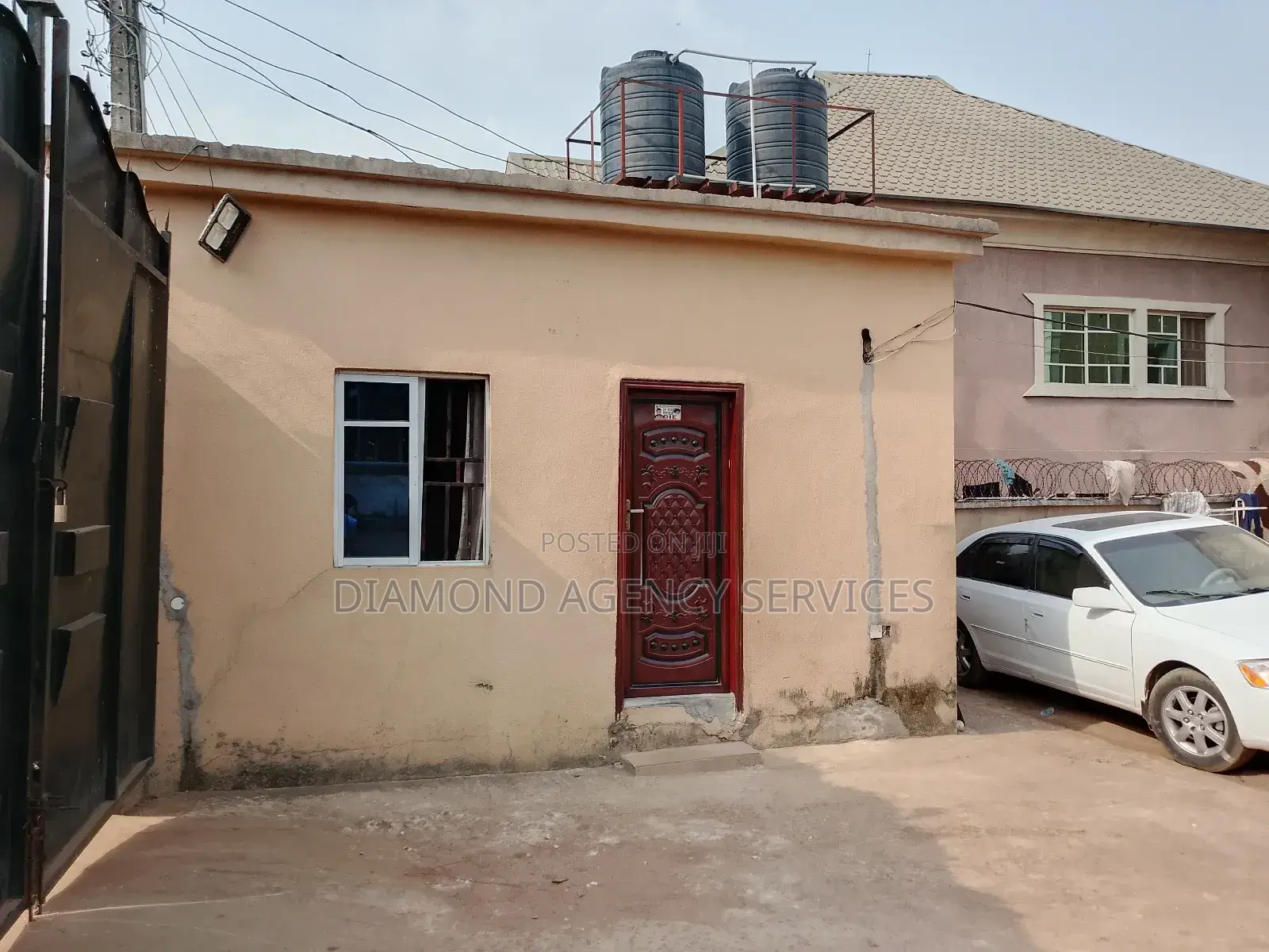 12bdrm Duplex in Rowjet, Owerri for sale